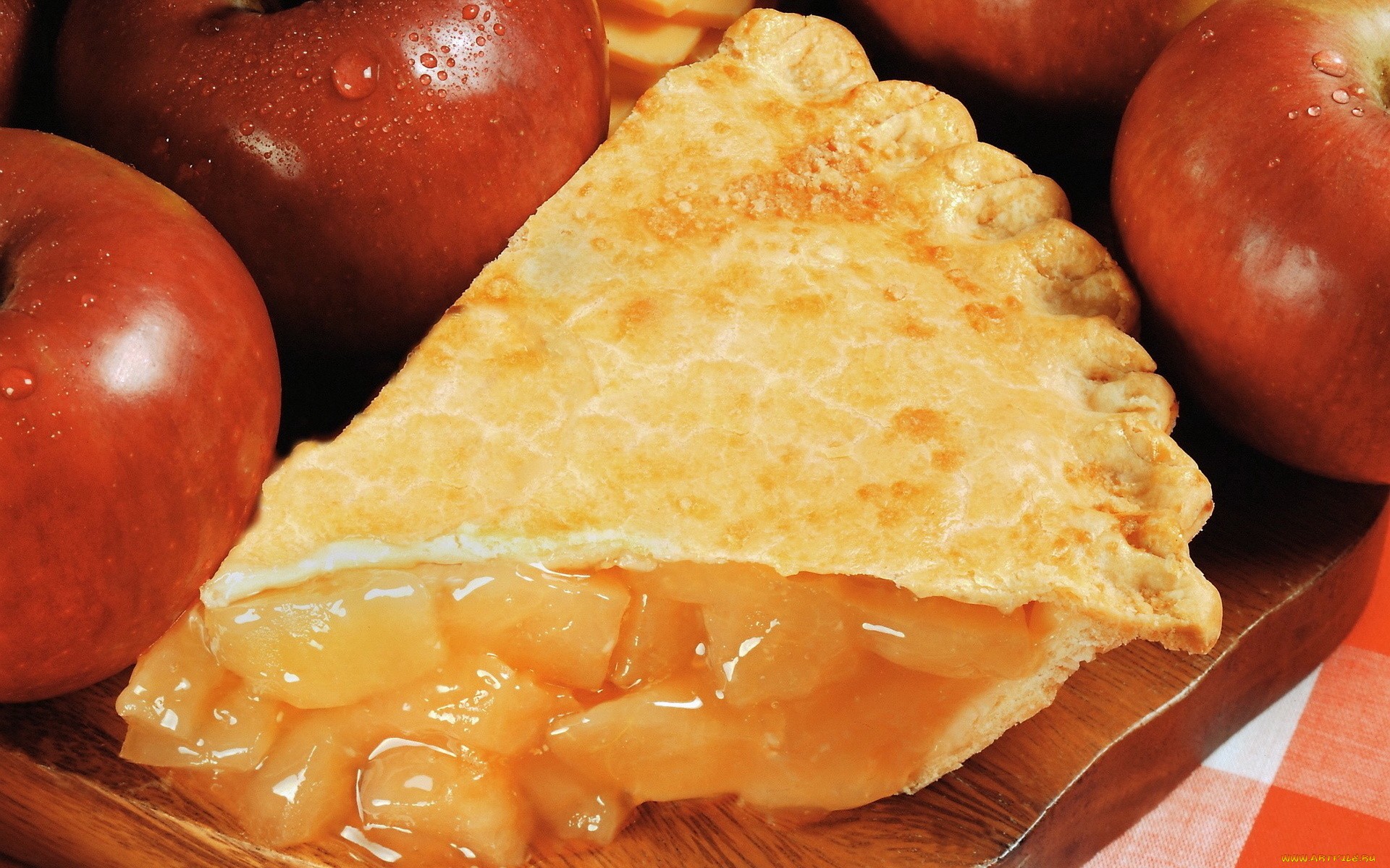 Рецепт начинки из свежих яблок. Пирожки с яблоками. Пироги с яблочной начинкой. Пирожки с яблочной начинкой. Начинка яблок в пирожки.