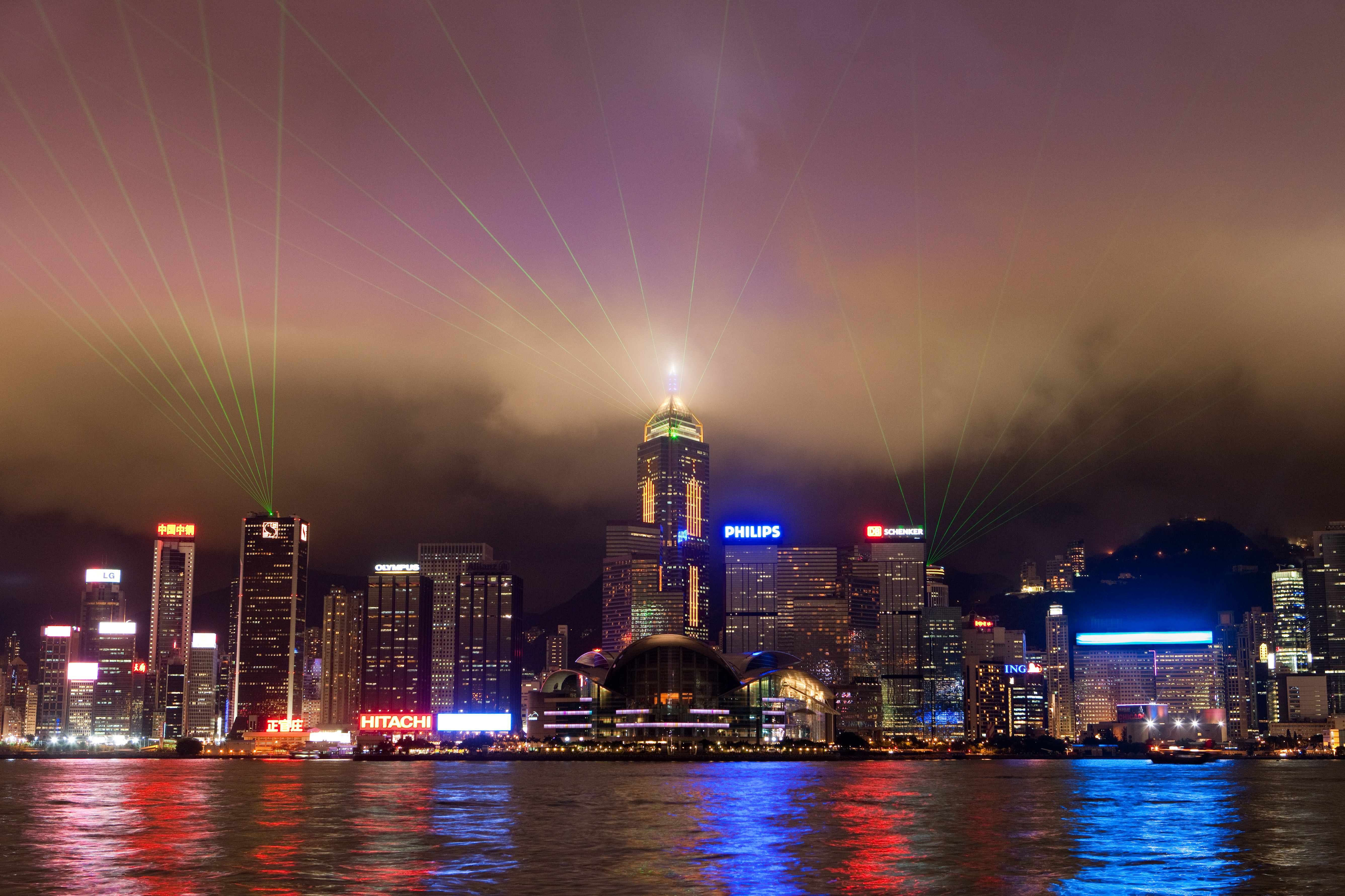 Обои огни, вода, небоскребы, гонконг, lights, water, skyscrapers, hong kong разрешение 5345x3563 Загрузить