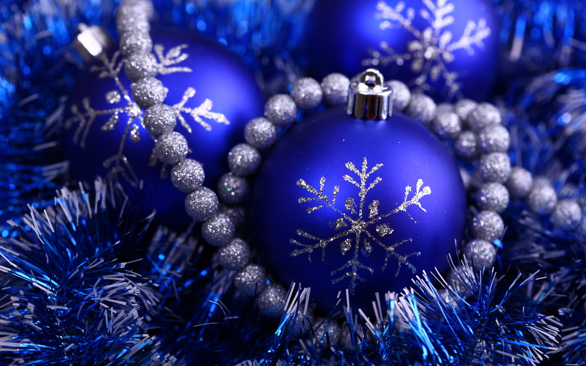 Обои новый год, зима, синий, елочные игрушки, новогодние игрушки, новогодний шар, new year, winter, blue, christmas decorations, christmas toys, christmas ball разрешение 1920x1200 Загрузить