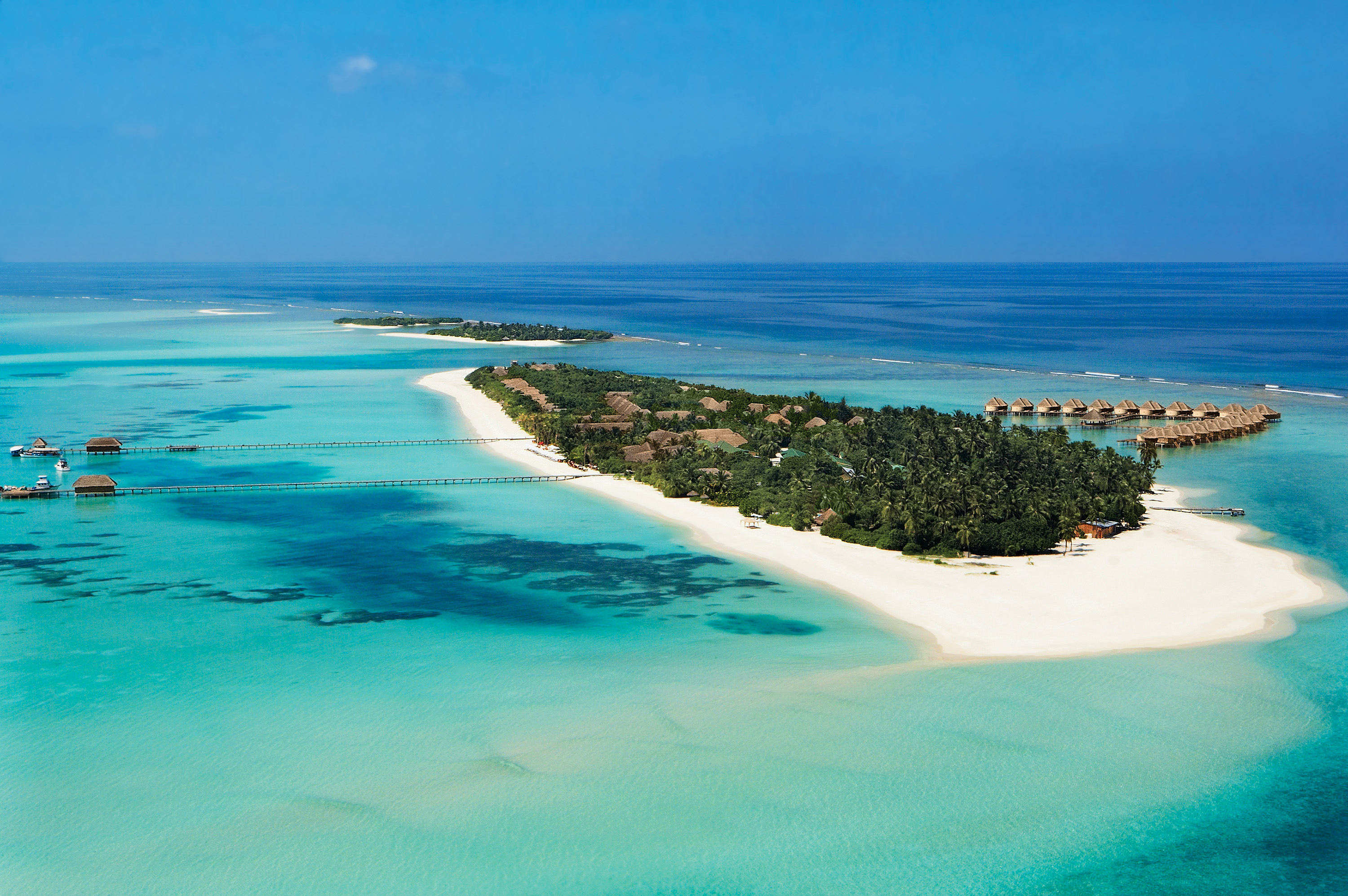 Бесплатный индийский океан. Остров Канухура Мальдивы. Маафуши Мальдивы. Мальдивы остров Сан Айленд. Индийский океан Мальдивы.