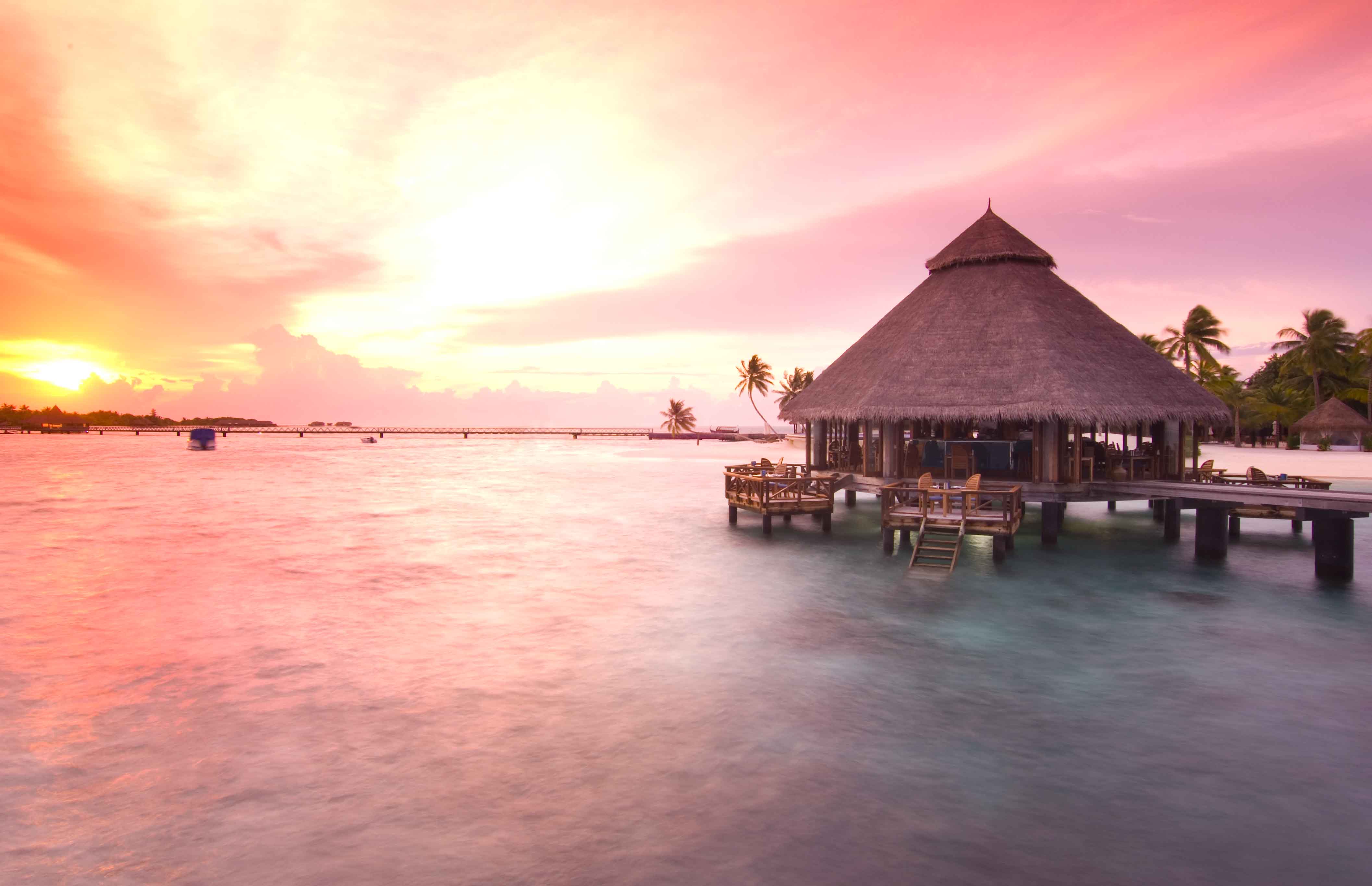 Обои закат, бунгало, тропики, мальдивы, sunset, bungalow, tropics, the maldives разрешение 4228x2732 Загрузить