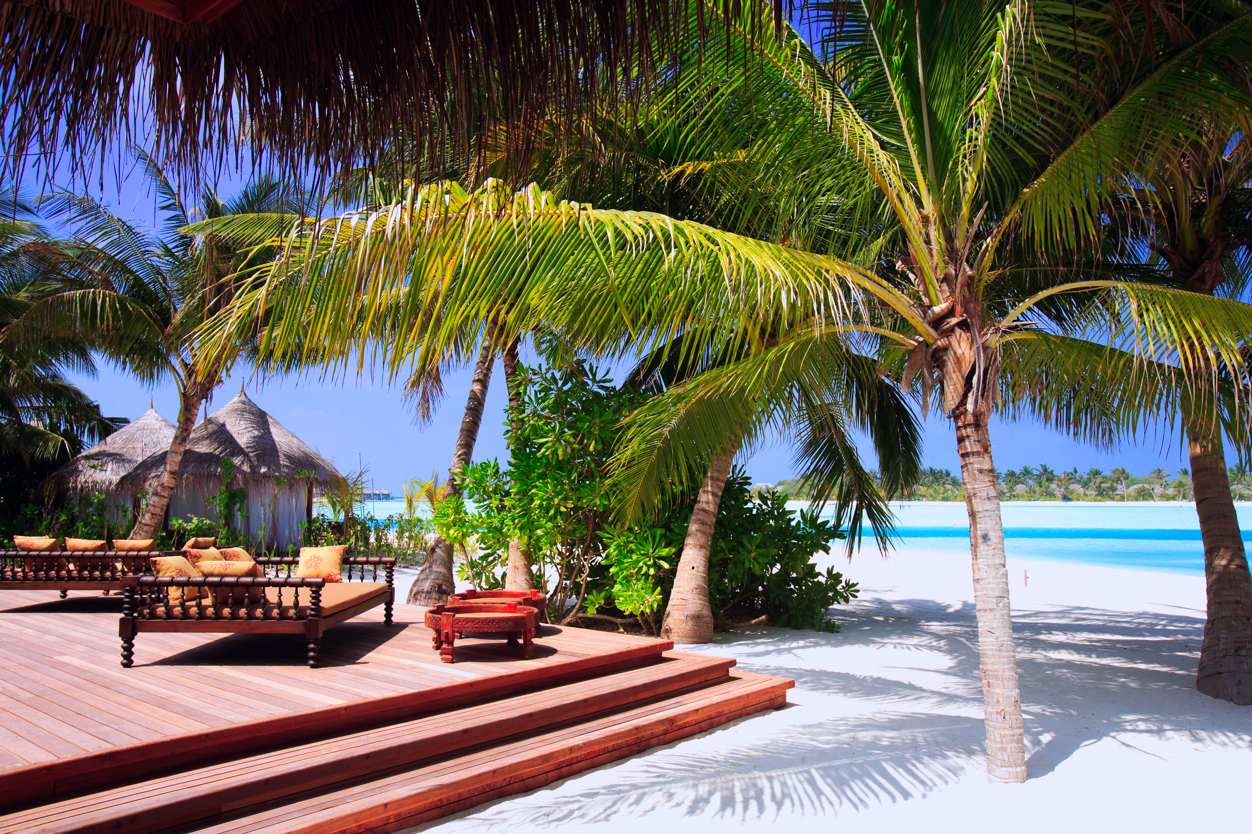 Обои море, пляж, курорт, тропики, мальдивы, sea, beach, resort, tropics, the maldives разрешение 2560x1706 Загрузить