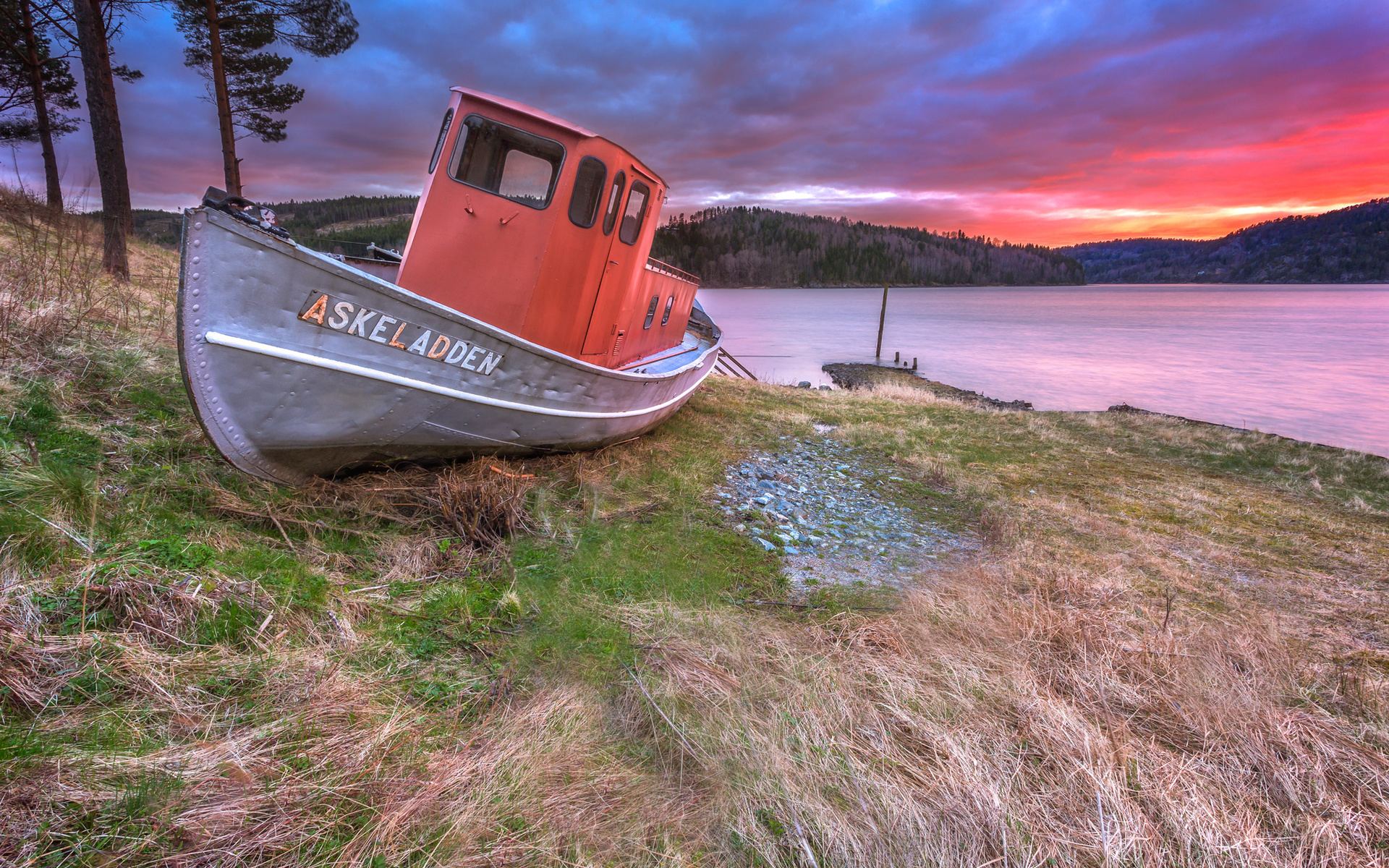 Обои река, берег, закат, пейзаж, лодка, норвегия, river, shore, sunset, landscape, boat, norway разрешение 1920x1200 Загрузить