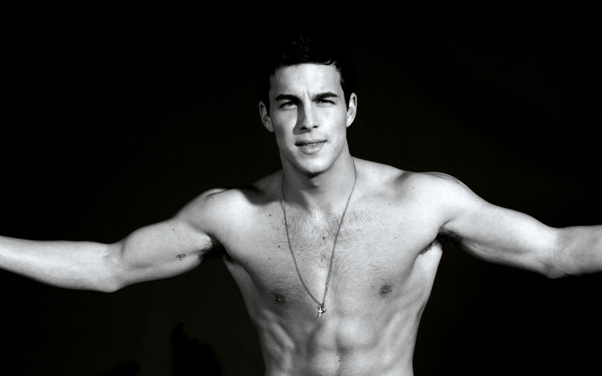 Обои модель, торс, марио касас, актер., model, torso, mario casas, actor. разрешение 1920x1200 Загрузить