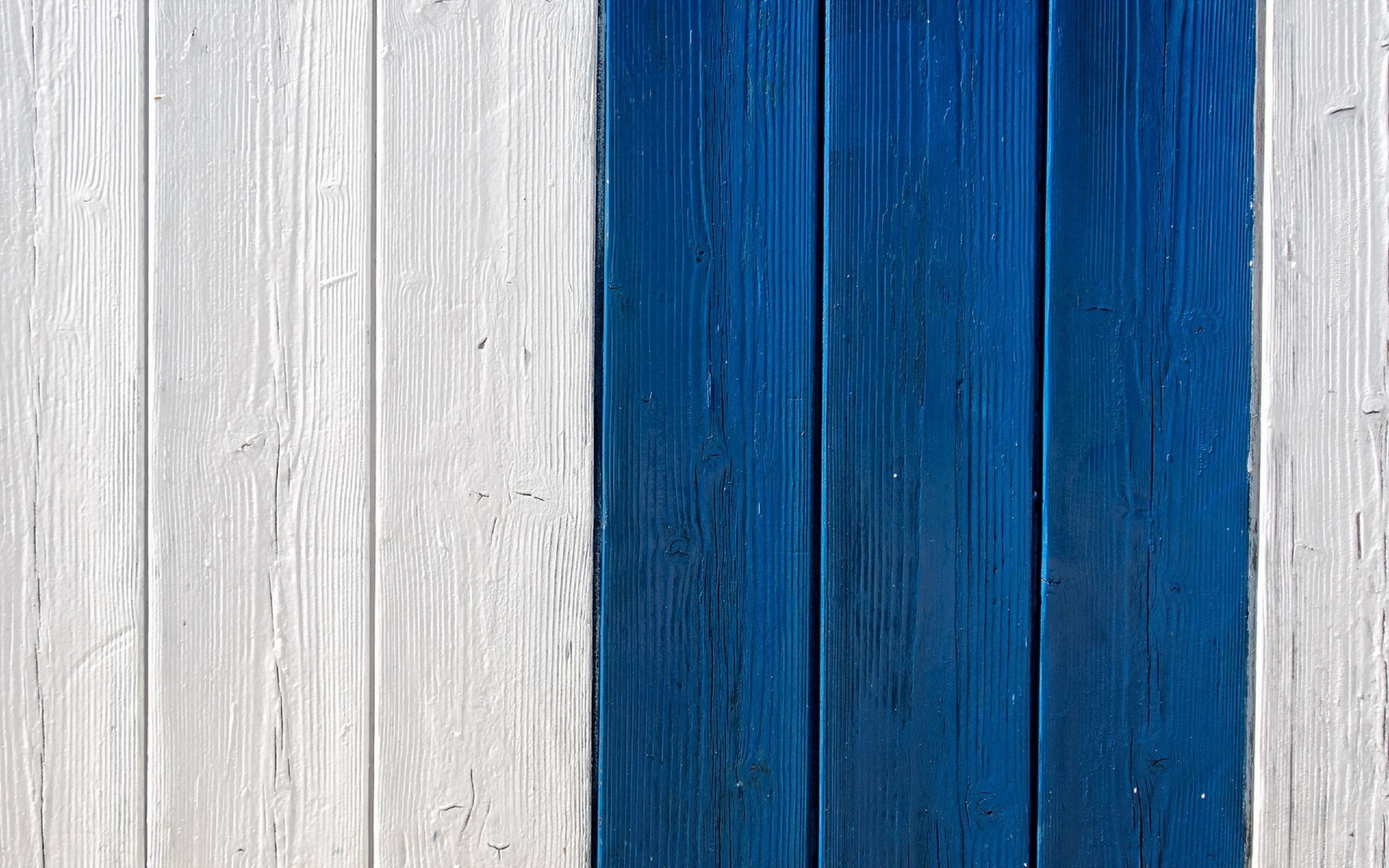 Обои синий, доска, забор, белый, краска, blue, board, the fence, white, paint разрешение 2560x1600 Загрузить