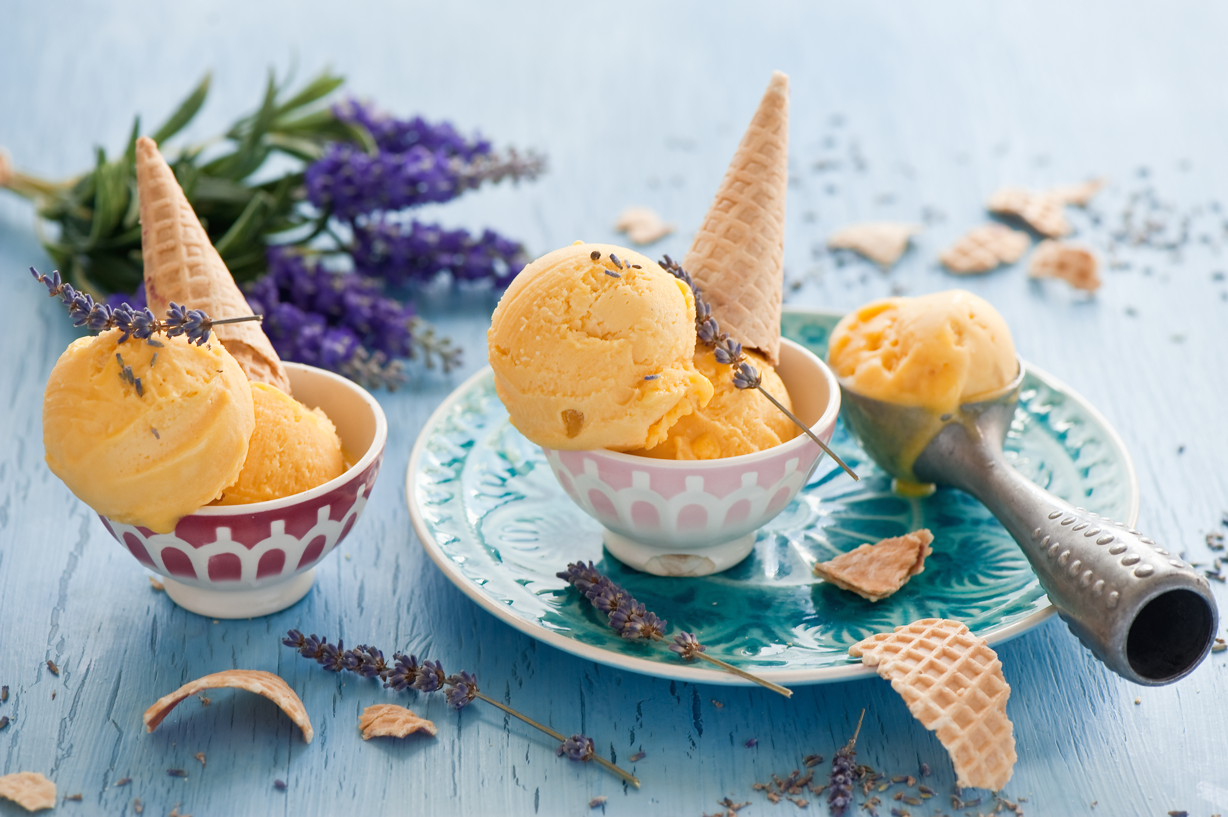 Обои лаванда, мороженое, рожок, пиалы, lavender, ice cream, horn, bowls разрешение 4256x2832 Загрузить