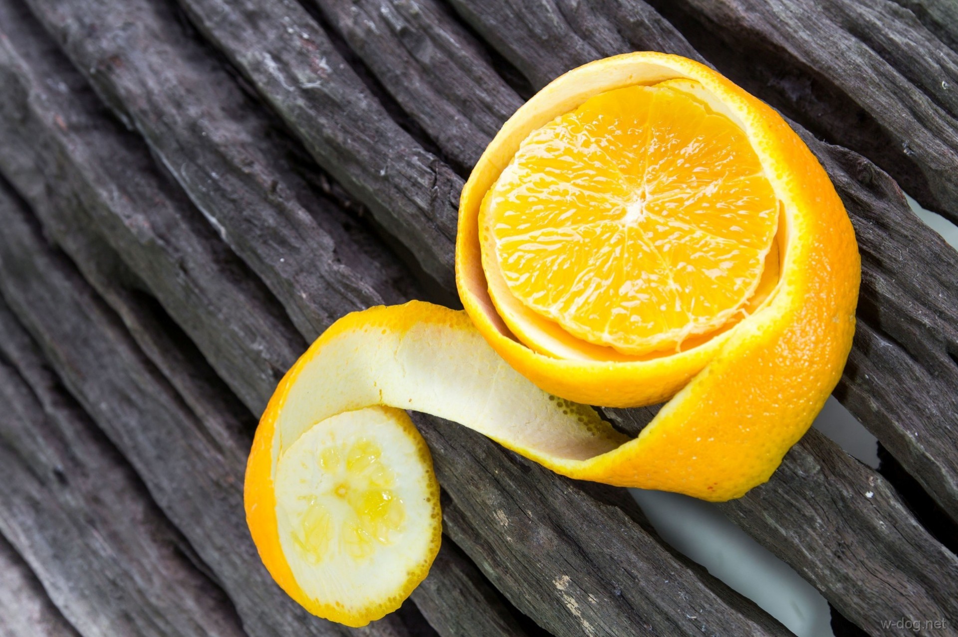 Обои фрукты, апельсин, цитрусы, цедра, очищенный, fruit, orange, citrus, peel, cleaned разрешение 1920x1278 Загрузить