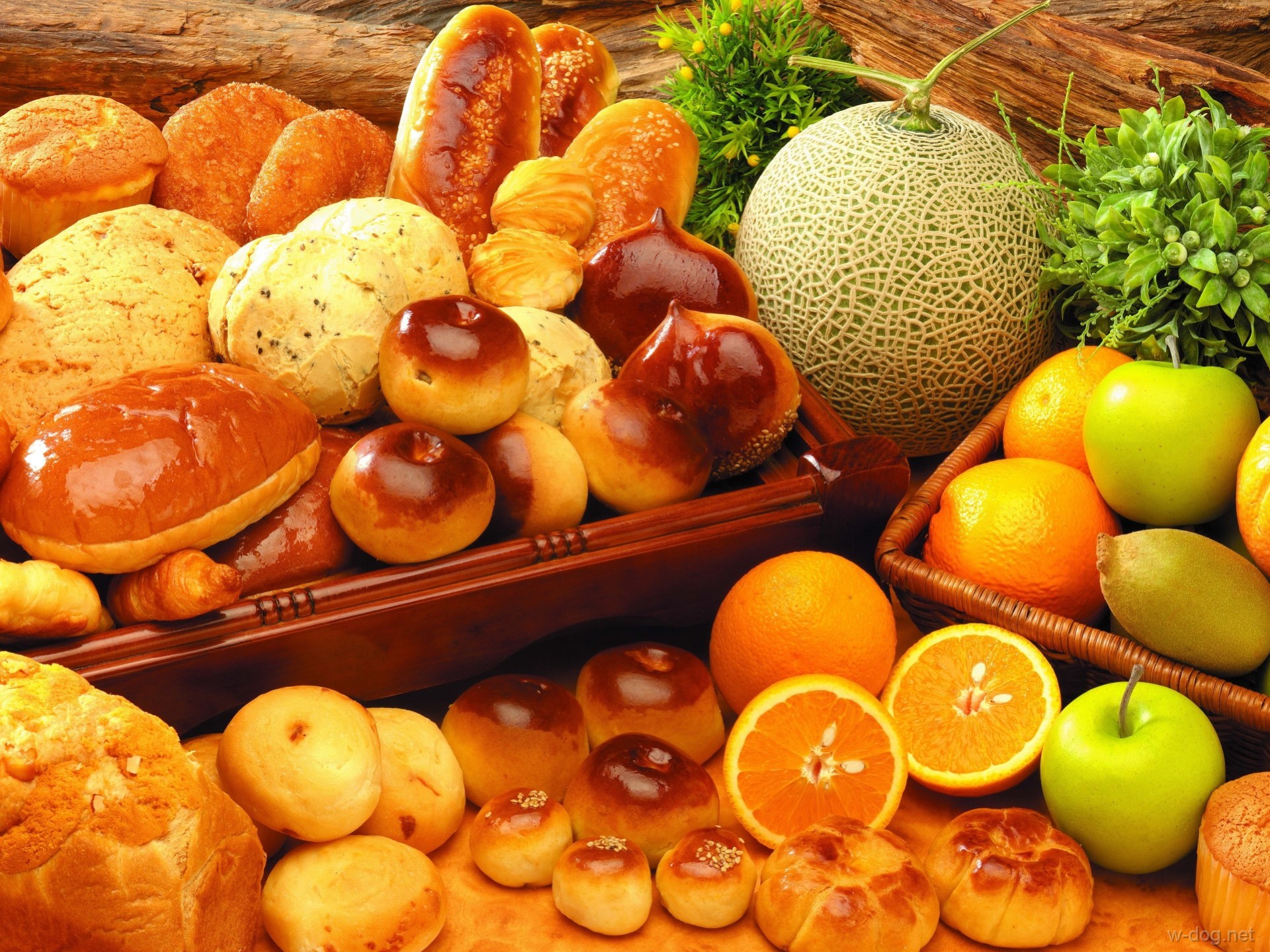Обои фрукты, яблоки, апельсины, выпечка, булочки, дыня, сдоба, хлебобулочные изделия, fruit, apples, oranges, cakes, buns, melon, muffin, bakery products разрешение 1920x1440 Загрузить