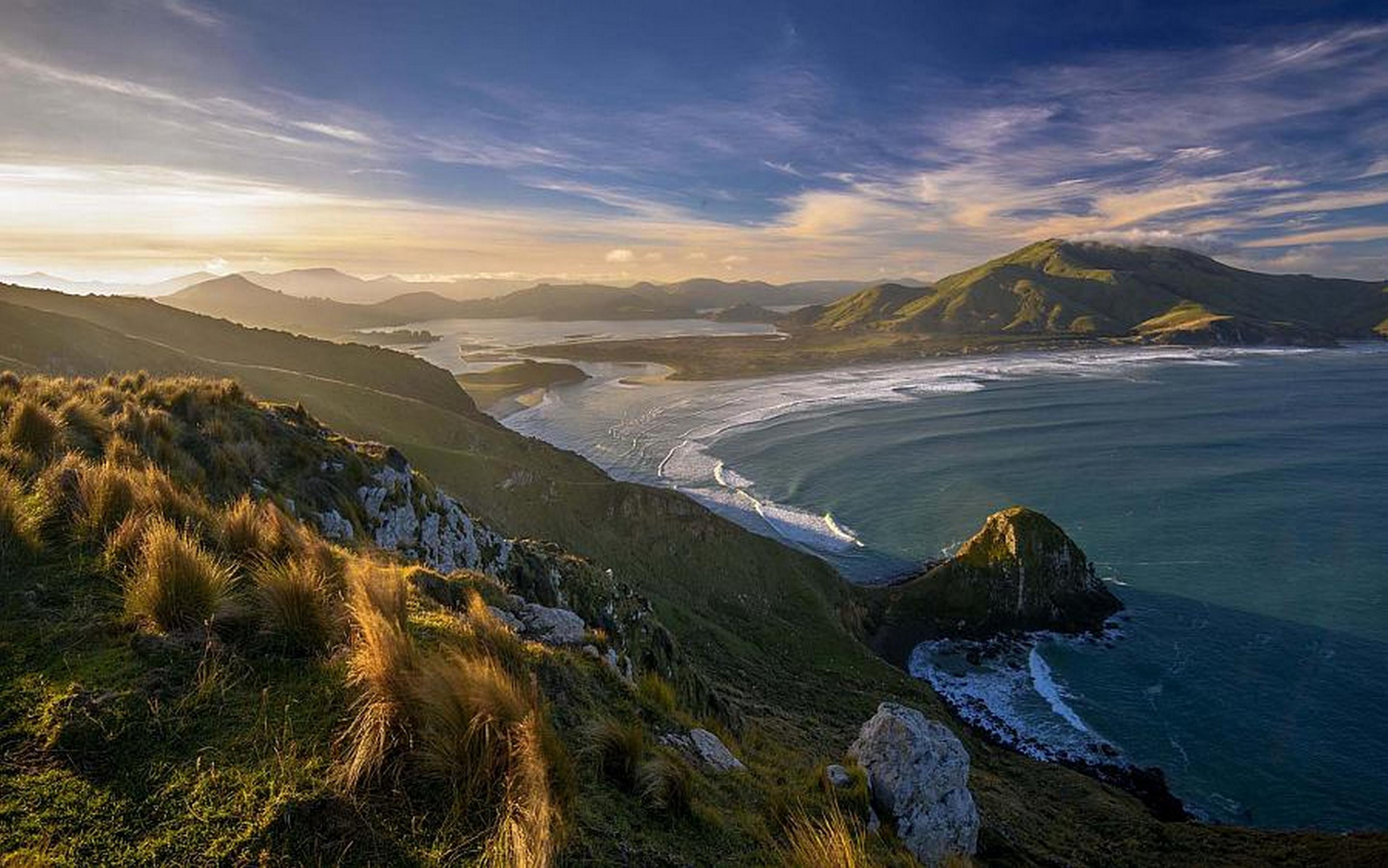 Береговые холмы. Новая Зеландия. Новая Зеландия Южный остров. Новая Зеландия ландшафт. Горы Южного острова новой Зеландии.
