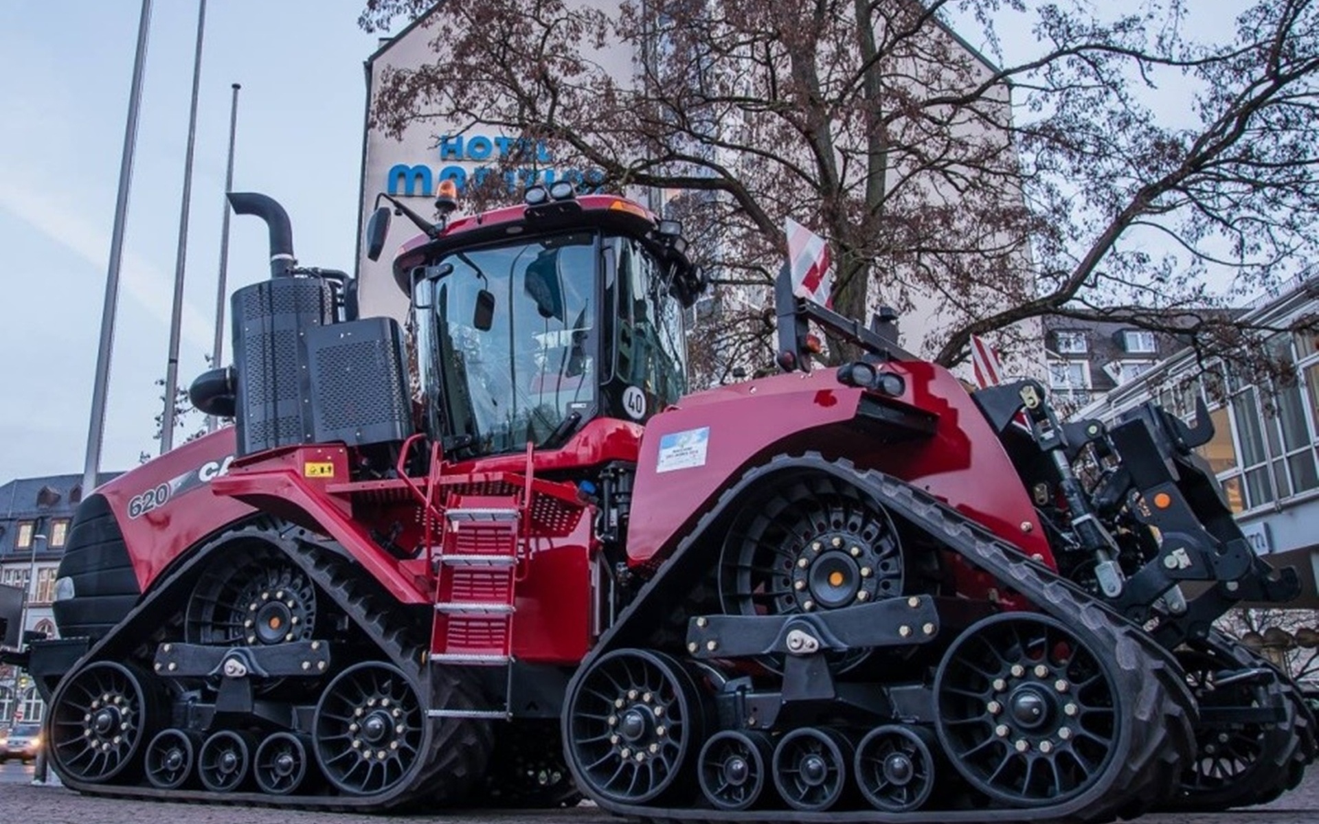 Скачать обои трактор, на все случаи, в жизни, tractor, in all cases  разрешение 1280x720 #97052