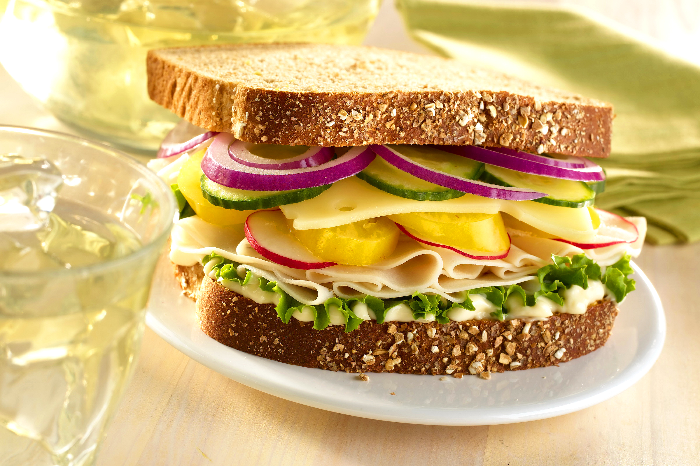 Обои бутерброд, сыр, перец, салат, огурец, sandwich, cheese, pepper, salad, cucumber разрешение 2400x1600 Загрузить