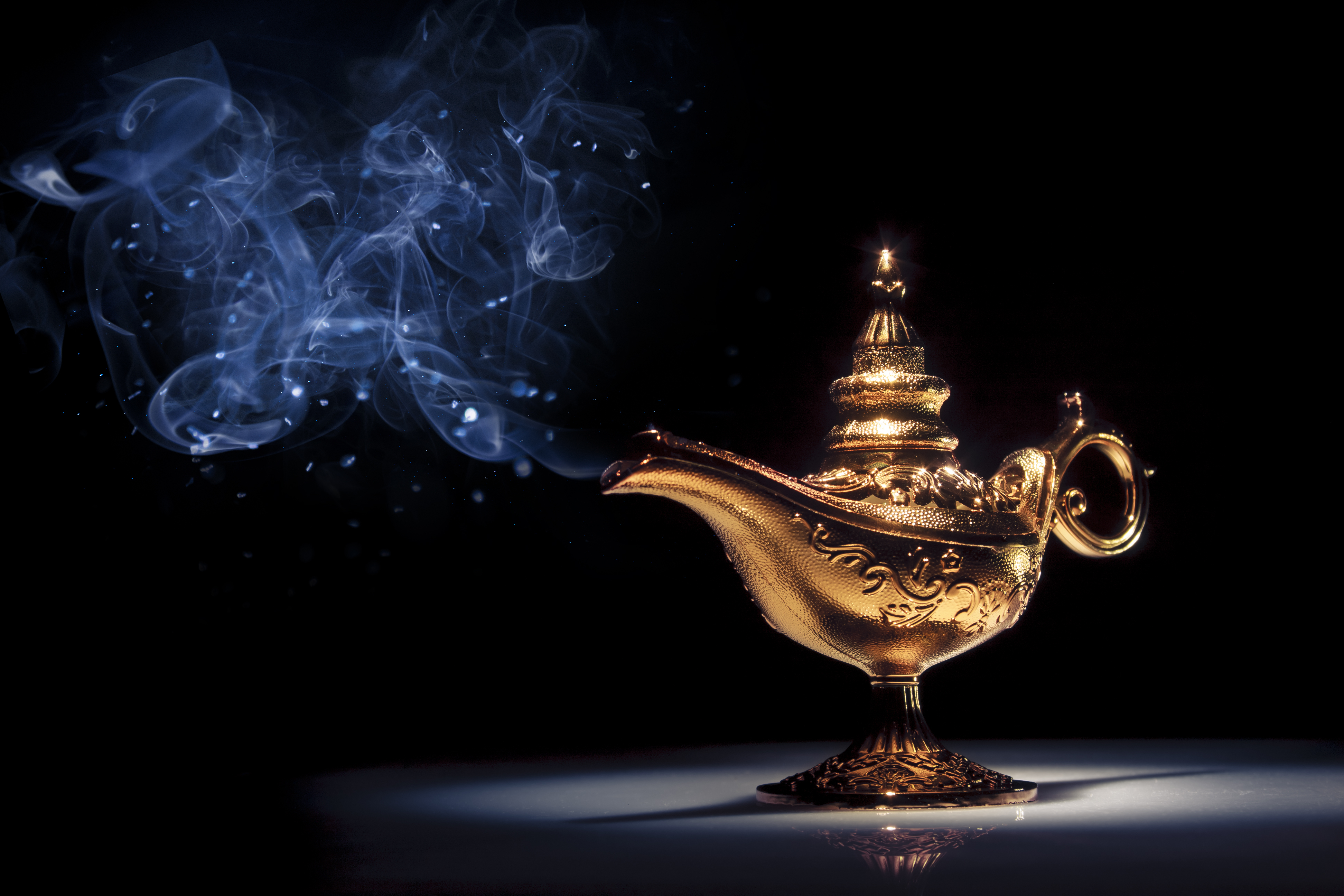 Обои лампа, дым, золото, золотая, lamp, smoke, gold разрешение 3888x2592 Загрузить