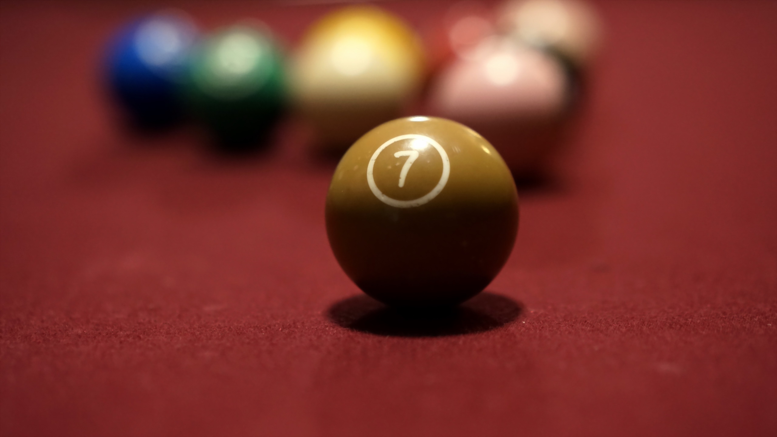 Обои шары, стол, спорт, бильярд, balls, table, sport, billiards разрешение 2560x1441 Загрузить