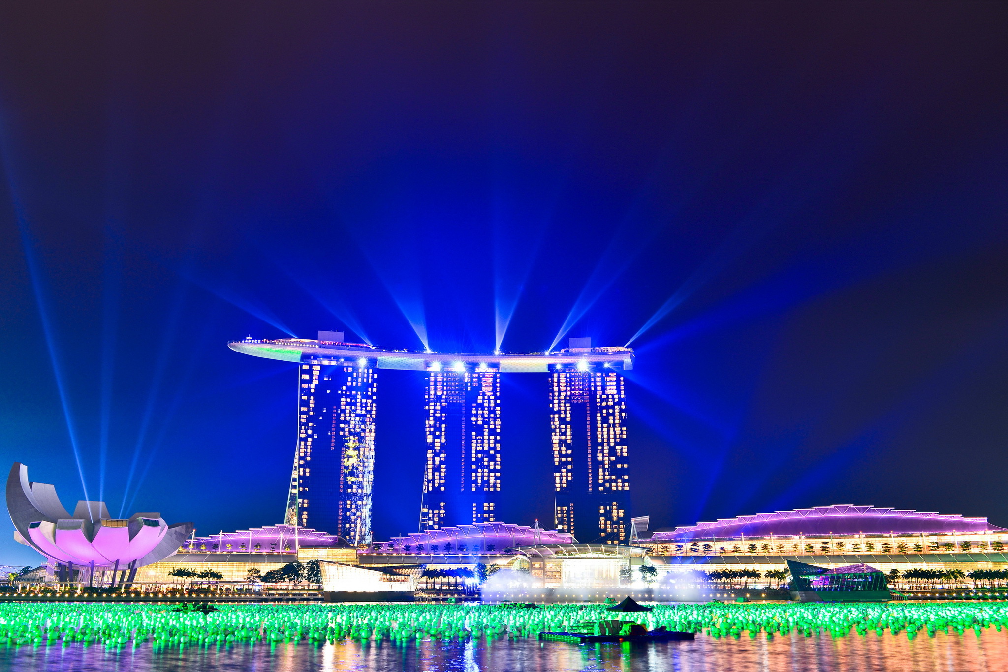 Сингапур ночь освещение скачать