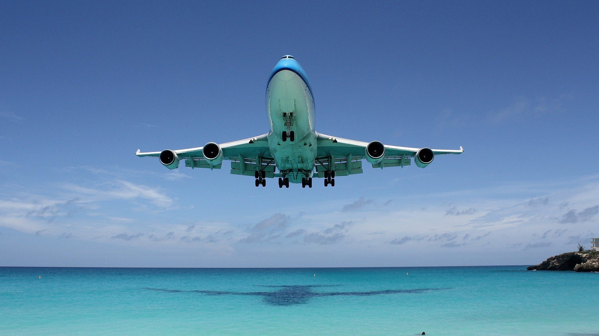 Обои тень, океан, лайнер, boeing 747, shadow, the ocean, liner разрешение 1920x1080 Загрузить