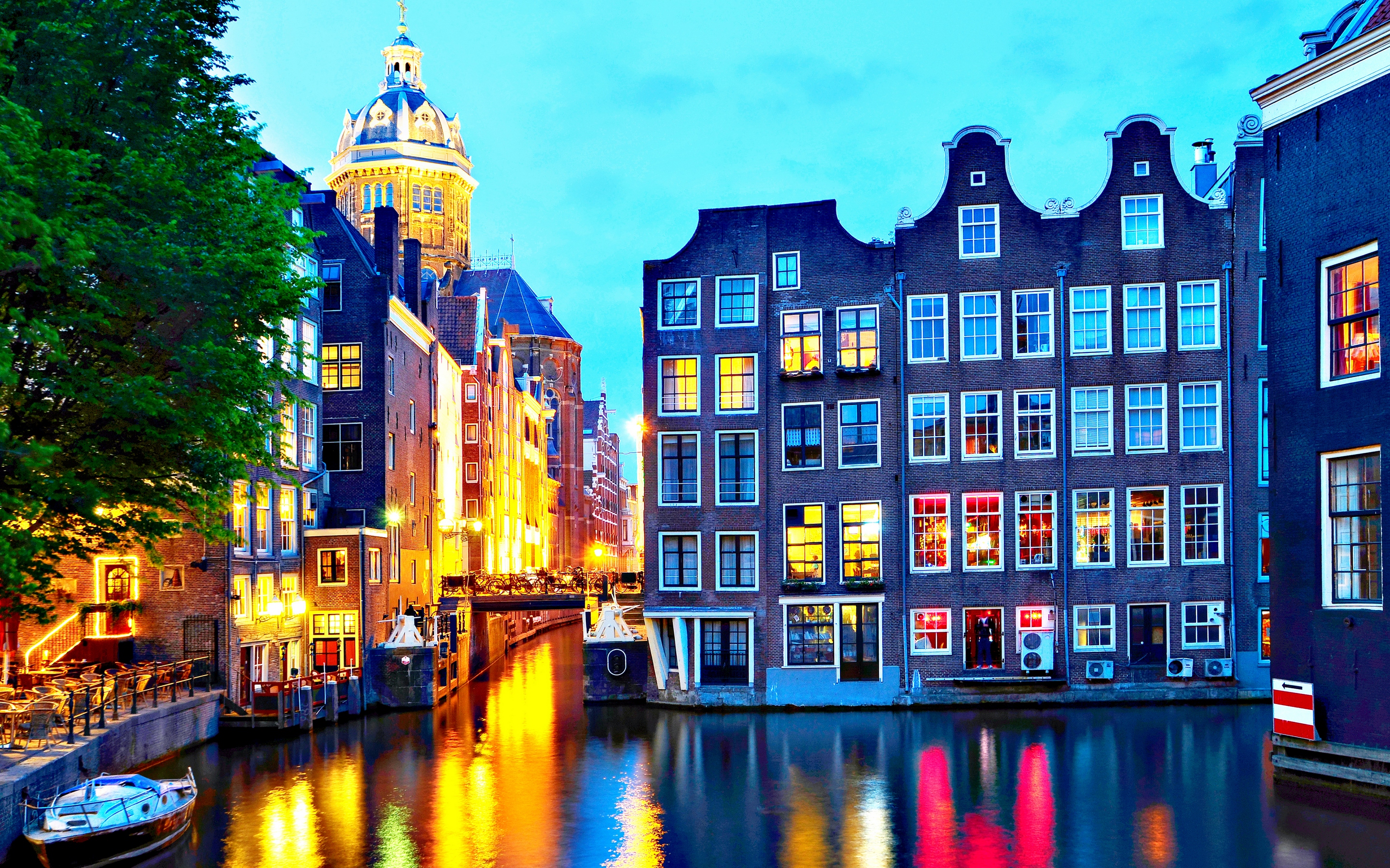 Амстердам цвета города