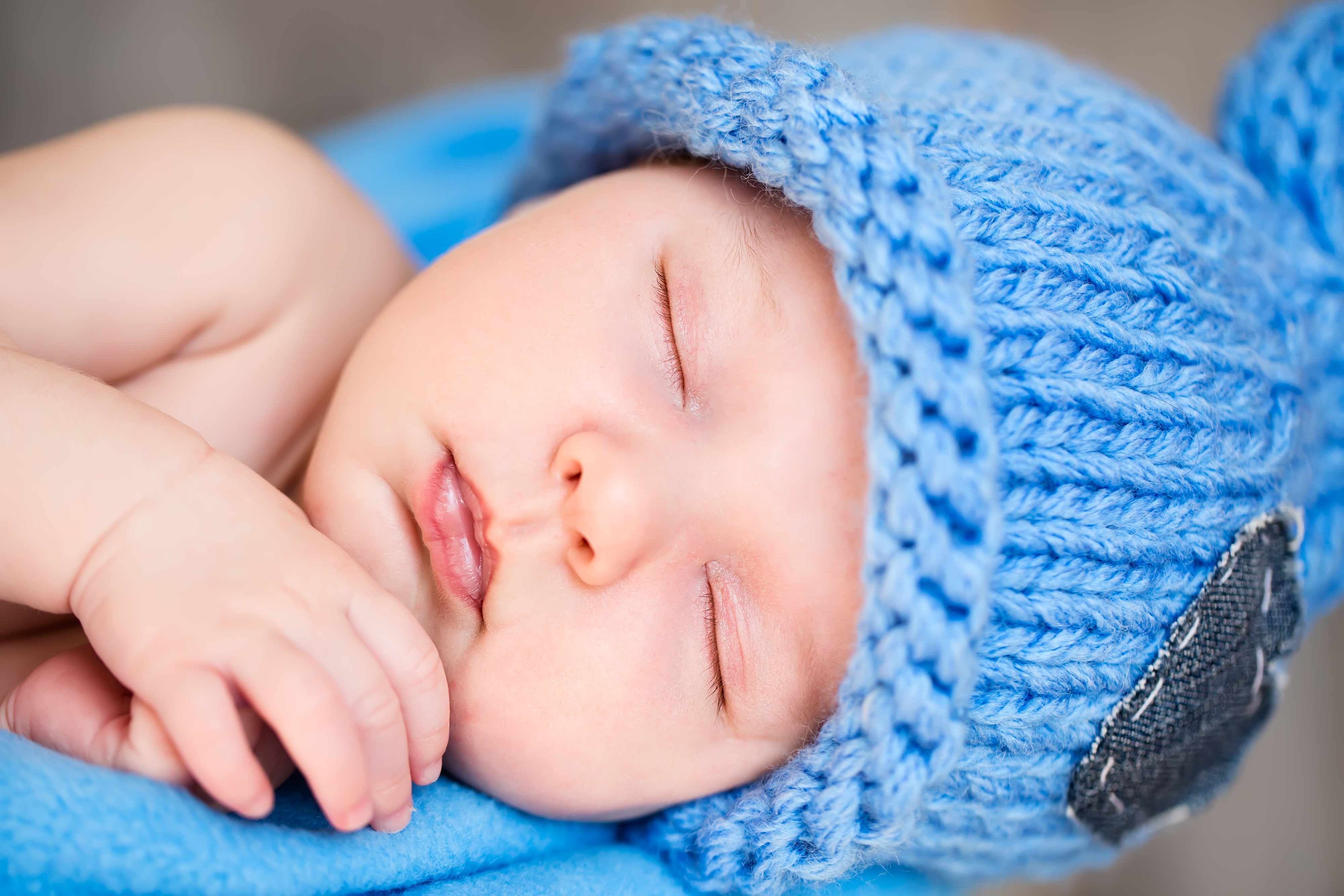 Видео новорожденного мальчика. Красивые малыши. Младенец мальчик. Красивые малыши Новорожденные. Спящие малыши.