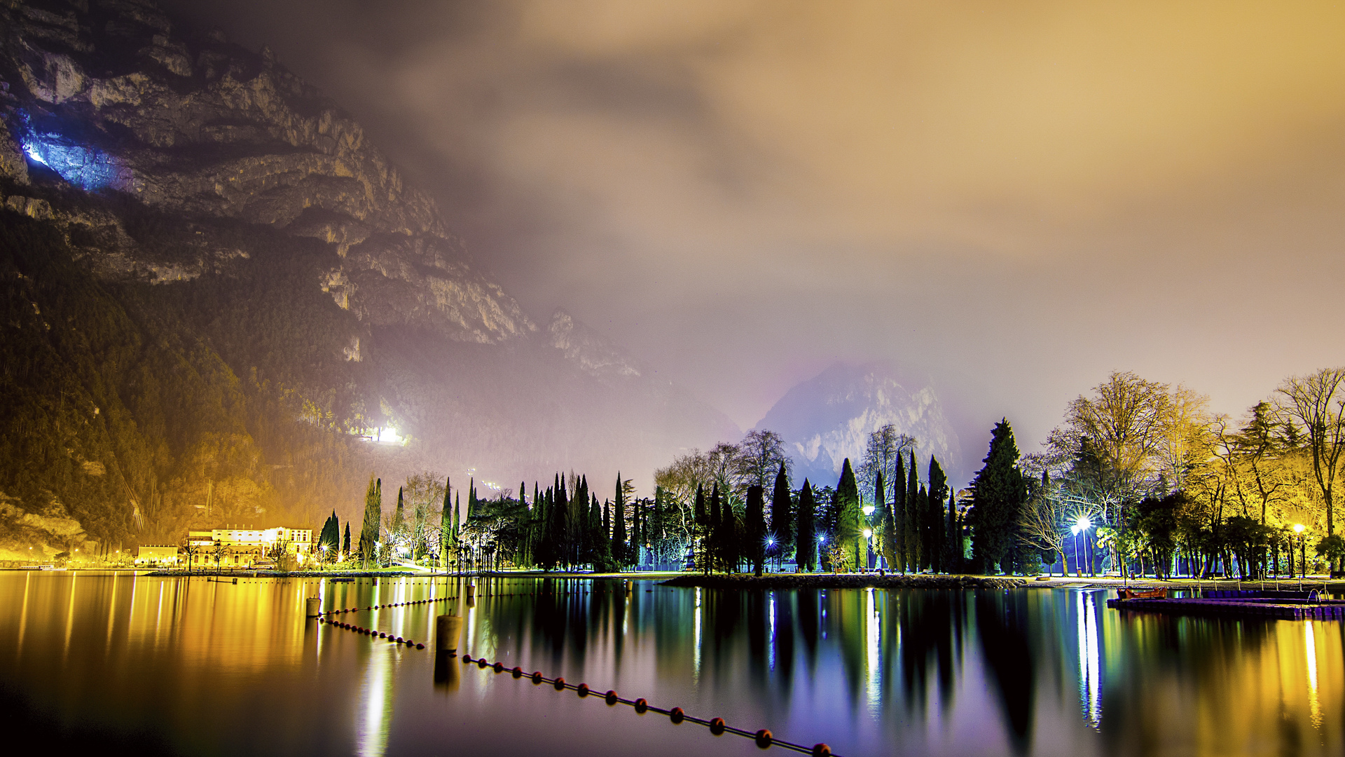 Обои озеро, италия, путешествия, вечернее, гарда, lake, italy, travel, evening, garda разрешение 1920x1080 Загрузить