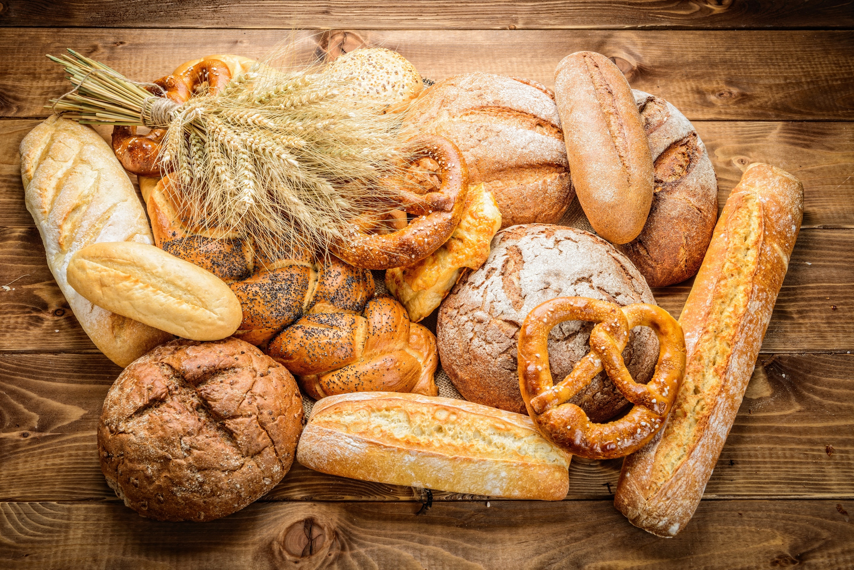 Обои булки, пшеница, хлеб, выпечка, зерно, булочки, сдоба, baking, bread, wheat, cakes, grain, buns, muffin разрешение 2880x1922 Загрузить