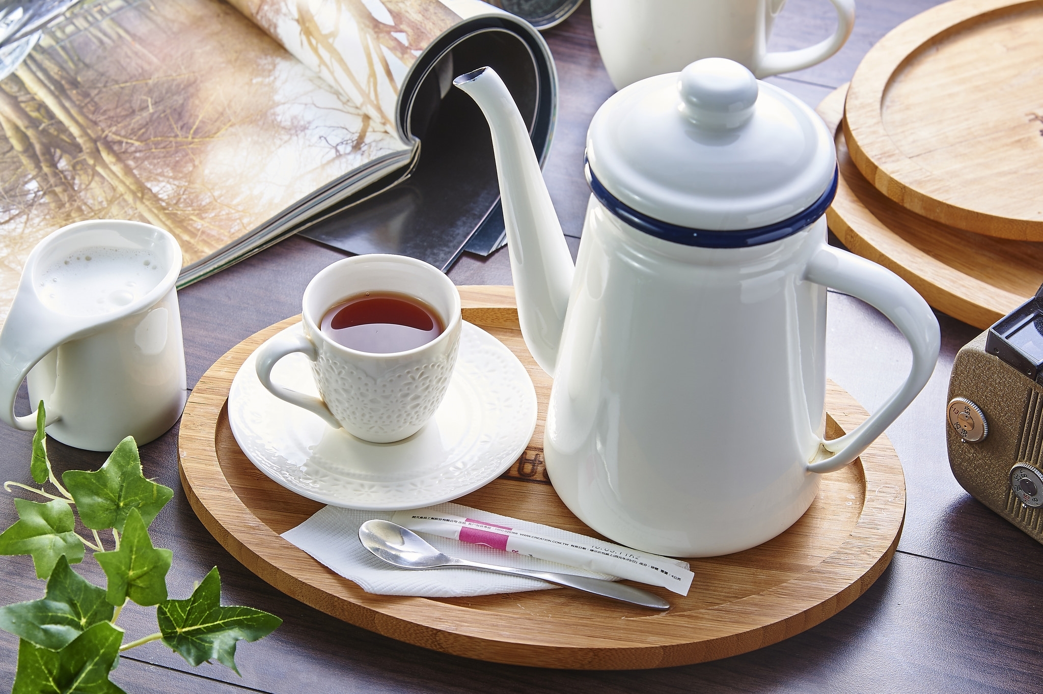 Обои чашка, чай, чайник, молоко, cup, tea, kettle, milk разрешение 2048x1363 Загрузить