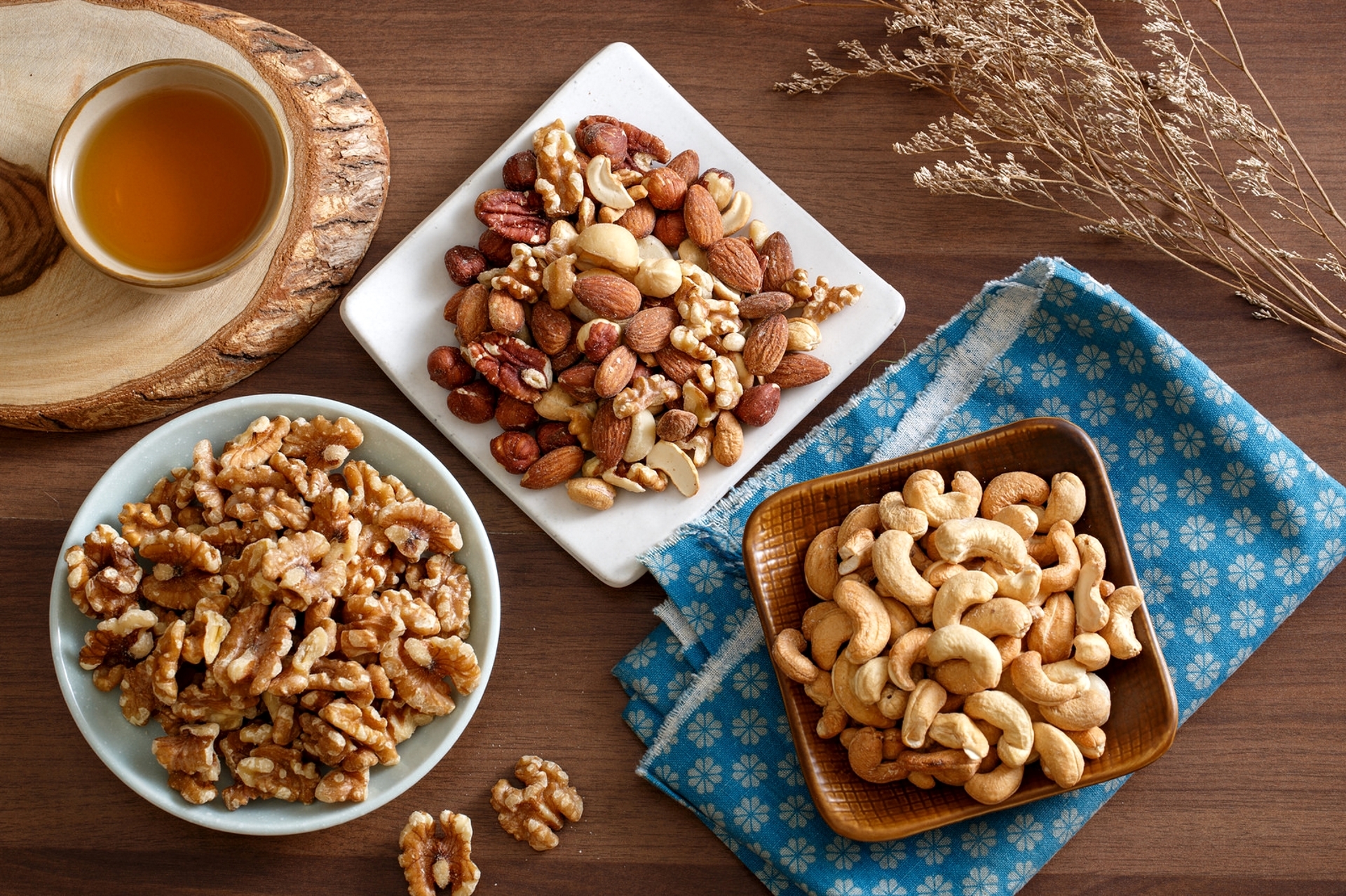 Орехи грецкие фундук арахис без смс