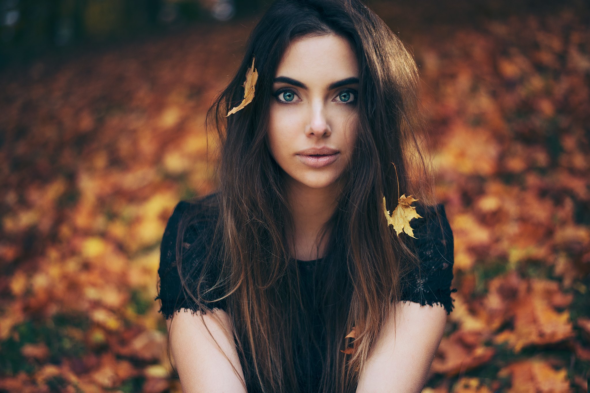 Осенняя фотосессия девушка брюнетка