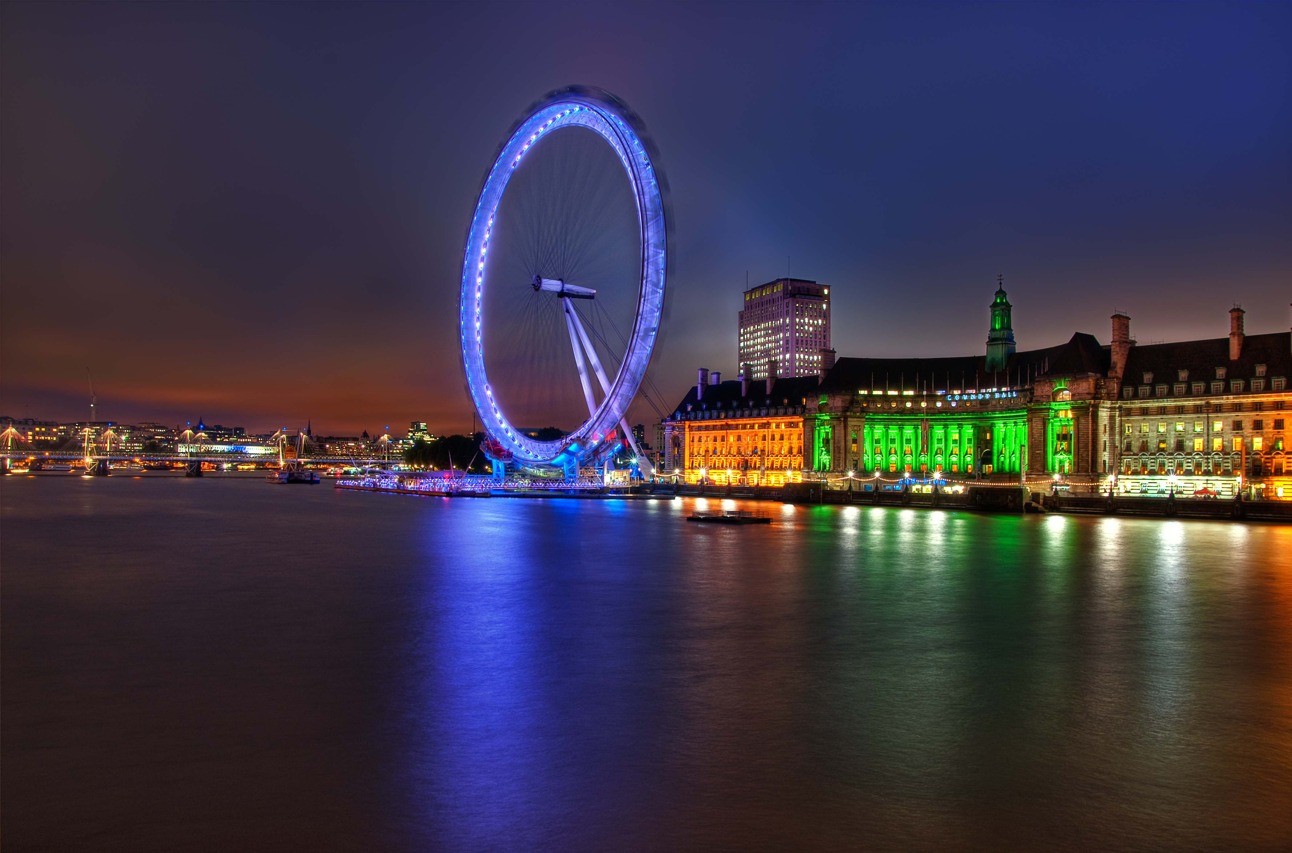 London. Река Темза колесо обозрения. Лондон столица Великобритании. Река Темза Лондонский глаз. Биг Бен Темза колесо.