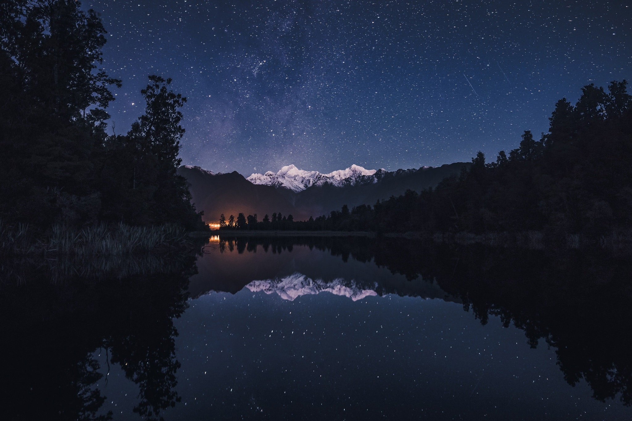 Ночь лес красиво. Ночной пейзаж. Ночное озеро. Озеро ночью. Природа ночью.