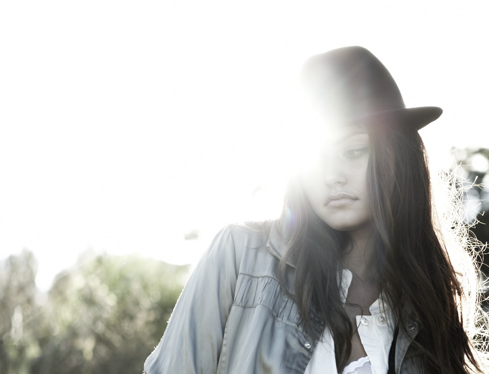 Обои актриса, шляпа, фиби тонкин, actress, hat, phoebe tonkin разрешение 2000x1531 Загрузить