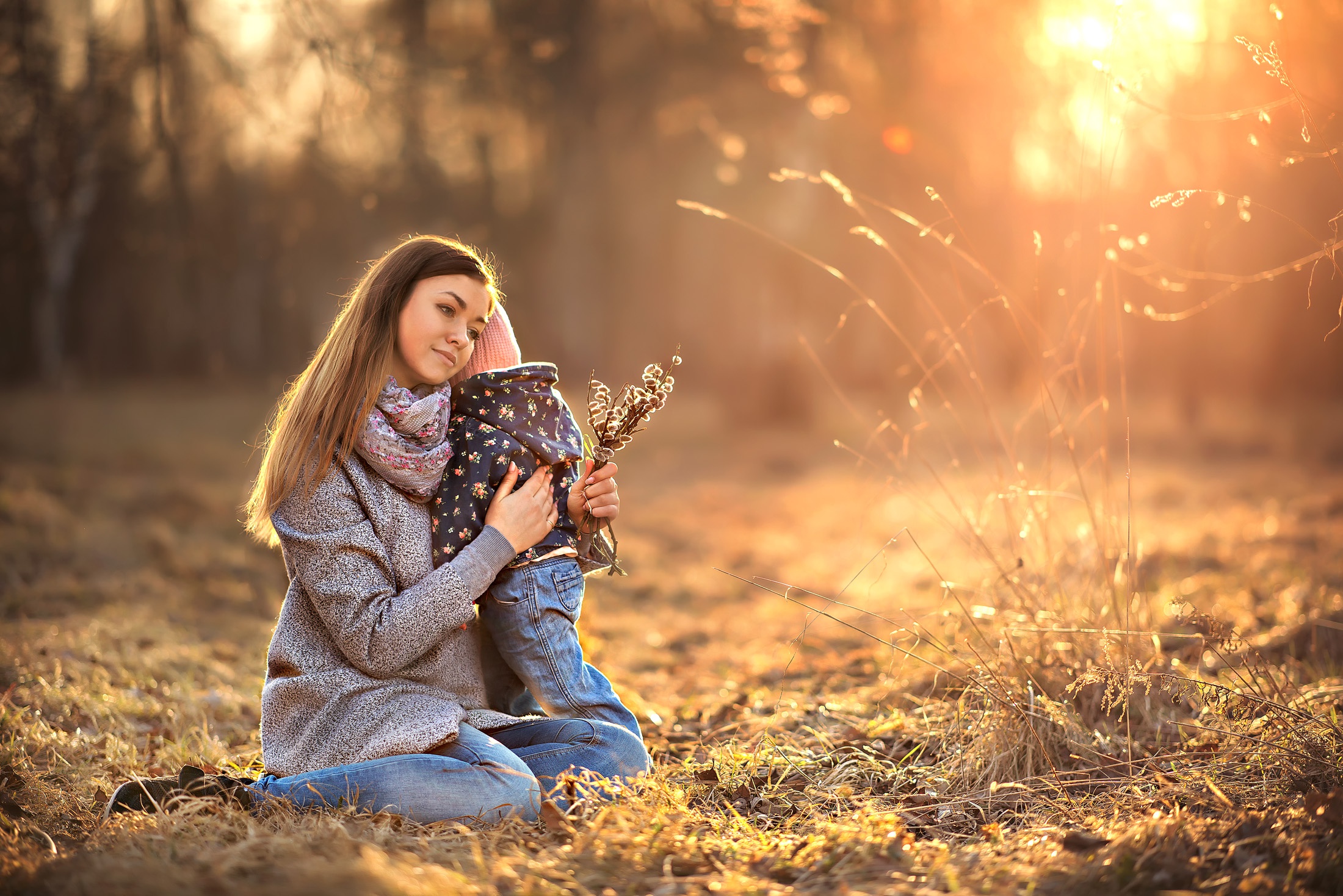 Обои природа, мать, ветки, ребенок, мама, малыш, женщина, объятия, верба, nature, mother, branches, child, mom, baby, woman, hugs, verba разрешение 2200x1469 Загрузить