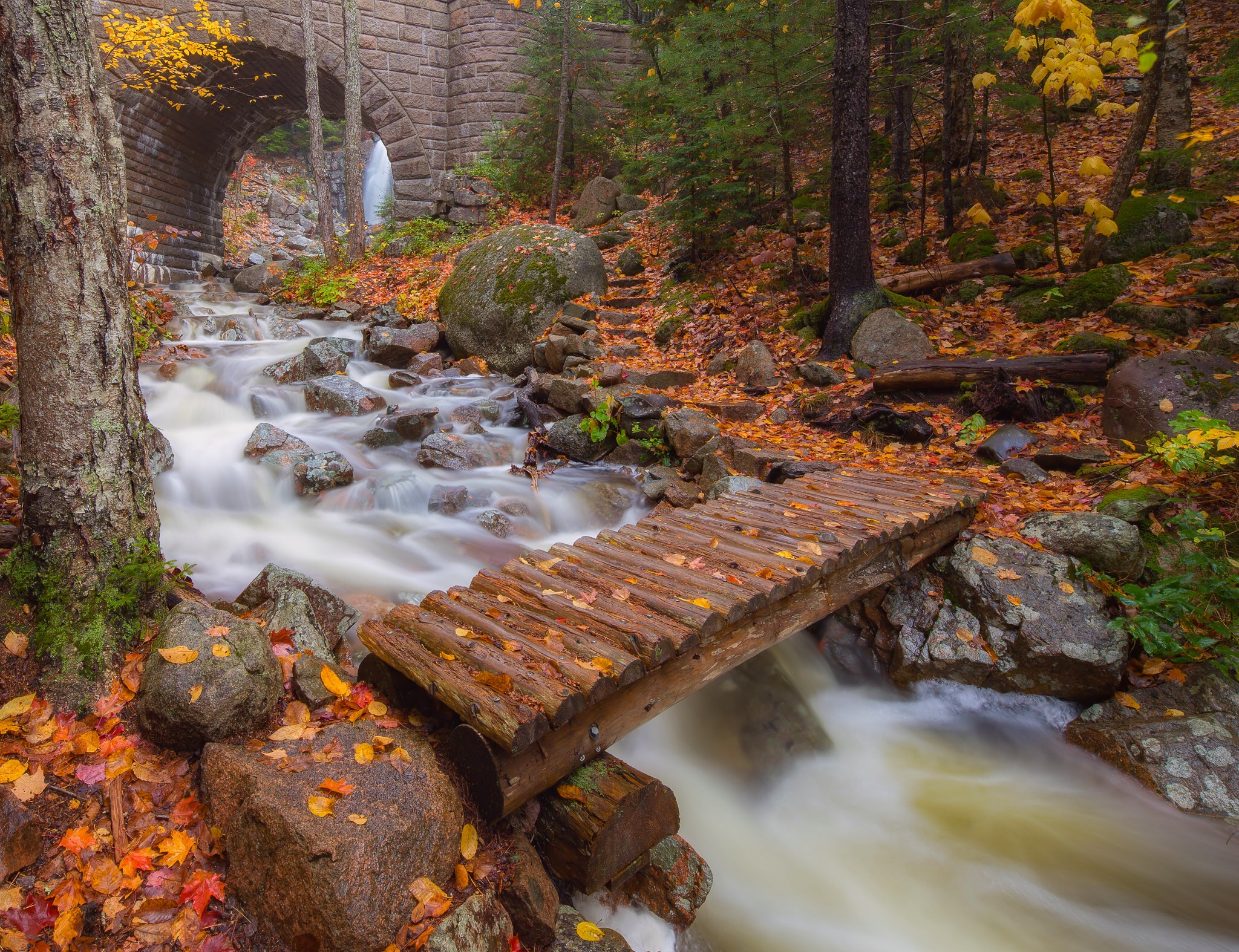 Осень лес речка мост Церковь