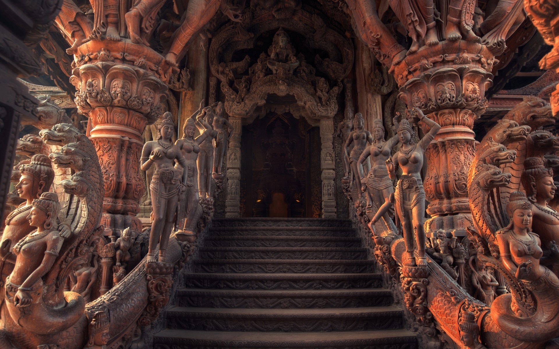 Обои храм, лестница, скульптуры, таиланд, вход, храм истины, паттайя, temple, ladder, sculpture, thailand, entrance, the sanctuary of truth, pattaya разрешение 1920x1200 Загрузить