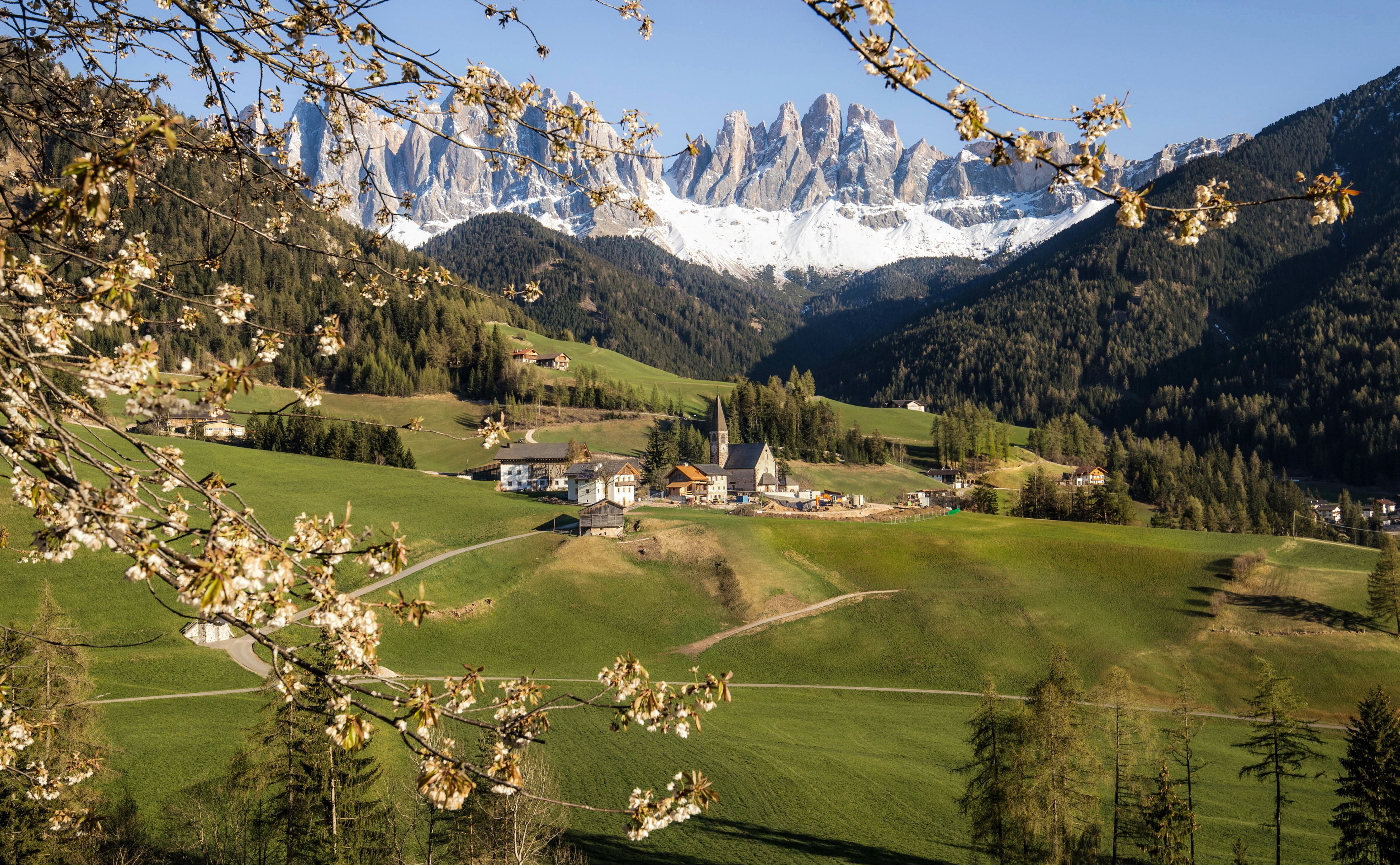 Val di Funes, Dolomites, Italy бесплатно
