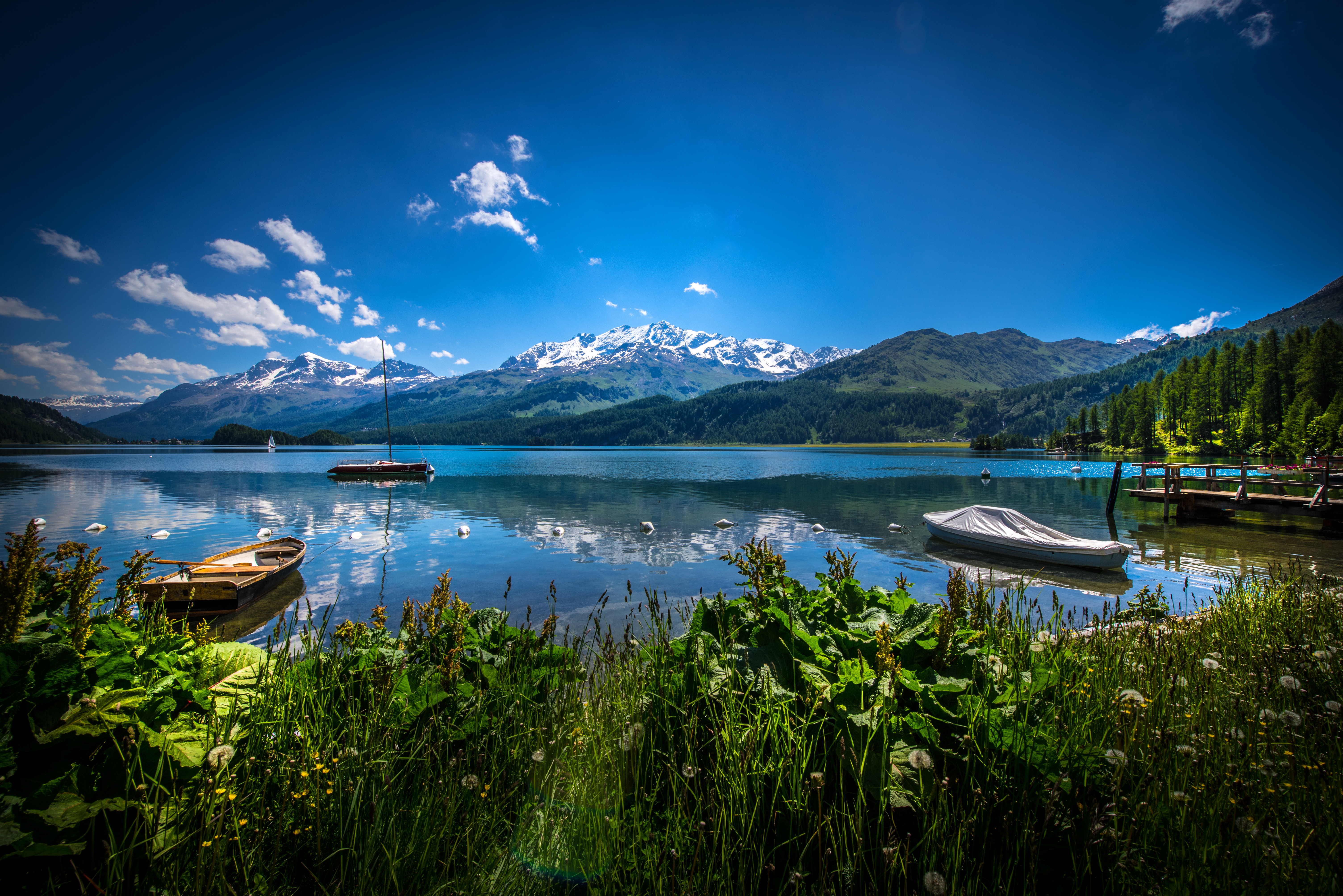 Обои небо, облака, озеро, горы, швейцария, лодки, альпы, the sky, clouds, lake, mountains, switzerland, boats, alps разрешение 6016x4016 Загрузить