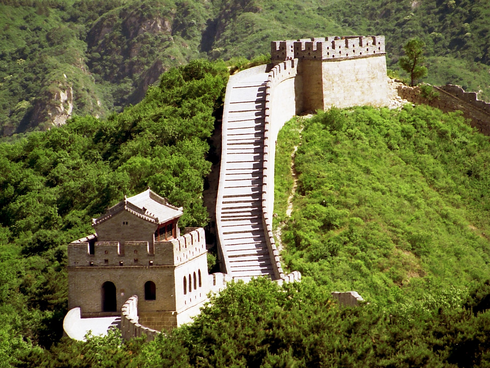 Обои горы, холмы, китай, великая китайская стена, растительность, mountains, hills, china, the great wall of china, vegetation разрешение 1920x1440 Загрузить