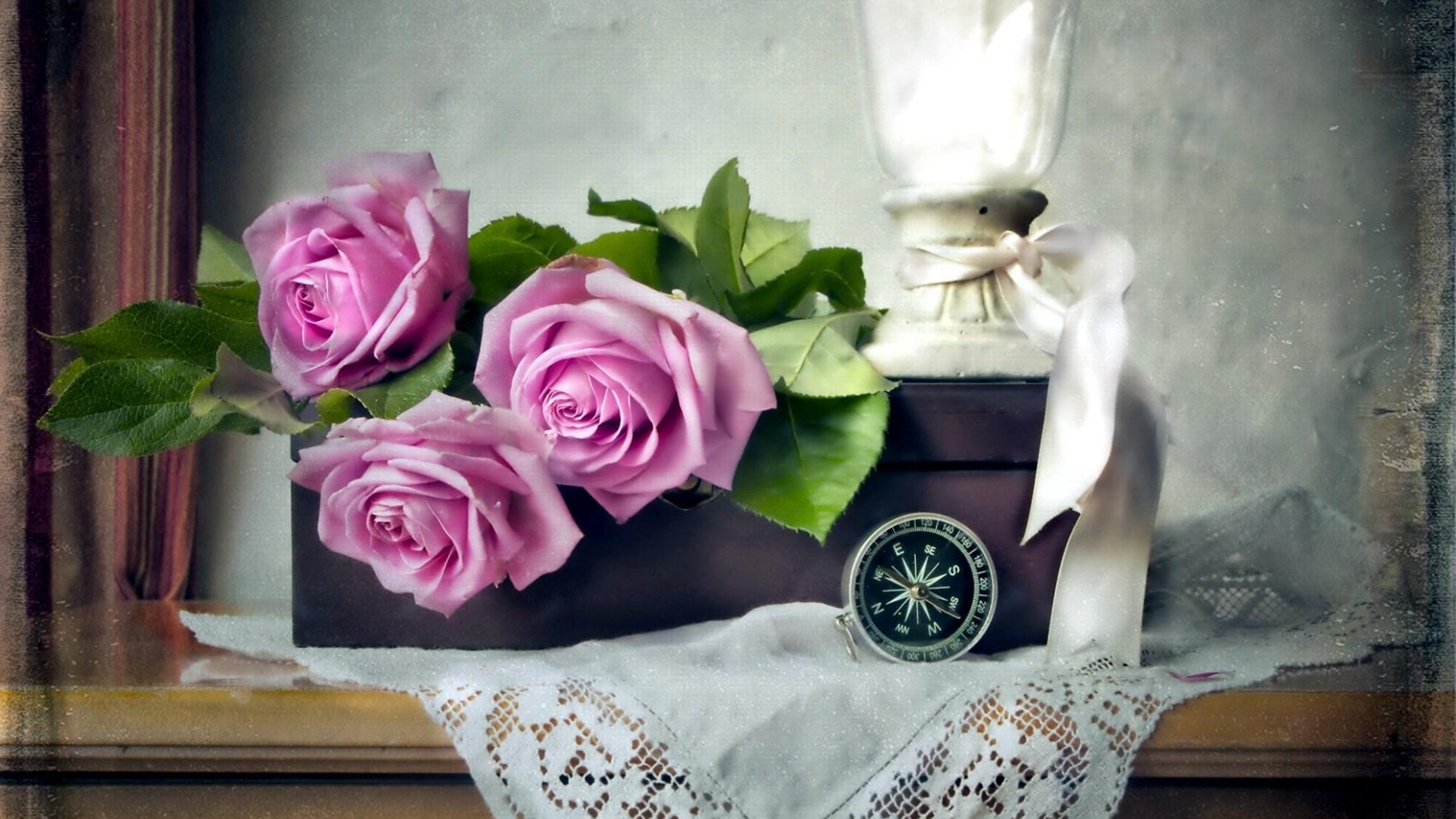 Три розы в вазе. Натюрморт: цветы. Натюрморт с букетом. Красивые натюрморты с розами.