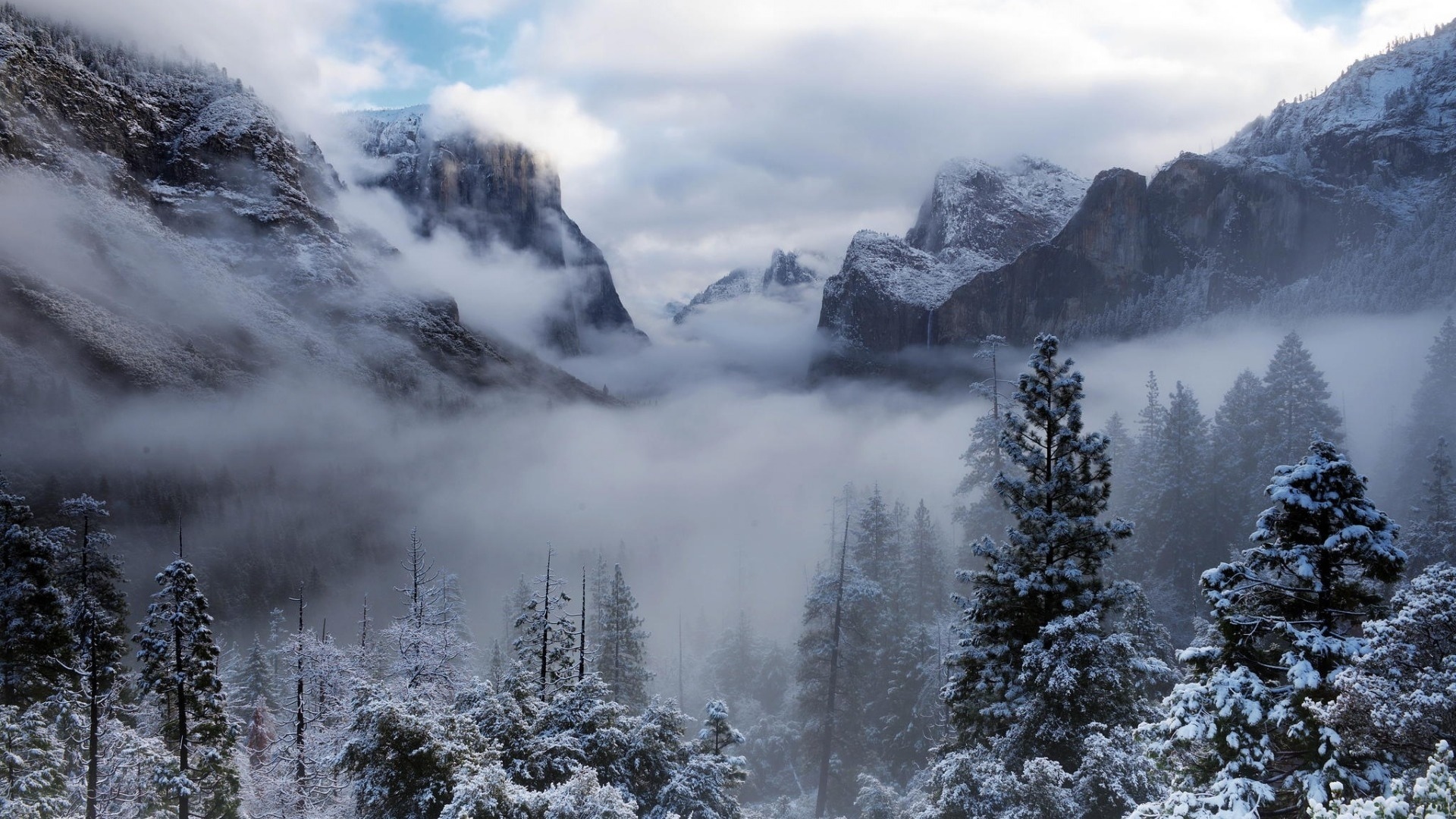 Обои горы, зима, туман, mountains, winter, fog разрешение 1920x1080 Загрузить