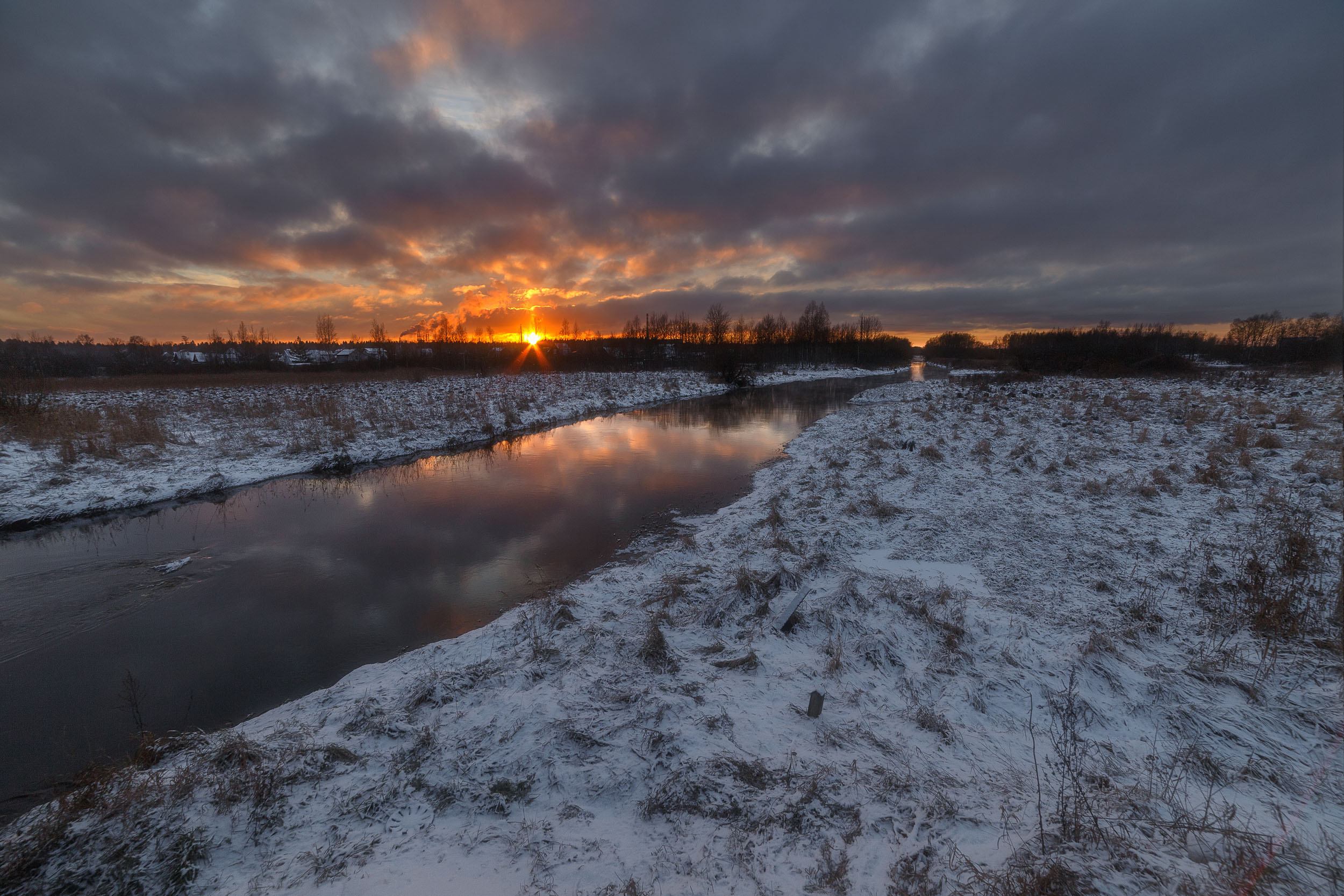 Обои восход, солнце, снег, природа, зима, речка, sunrise, the sun, snow, nature, winter, river разрешение 2500x1667 Загрузить