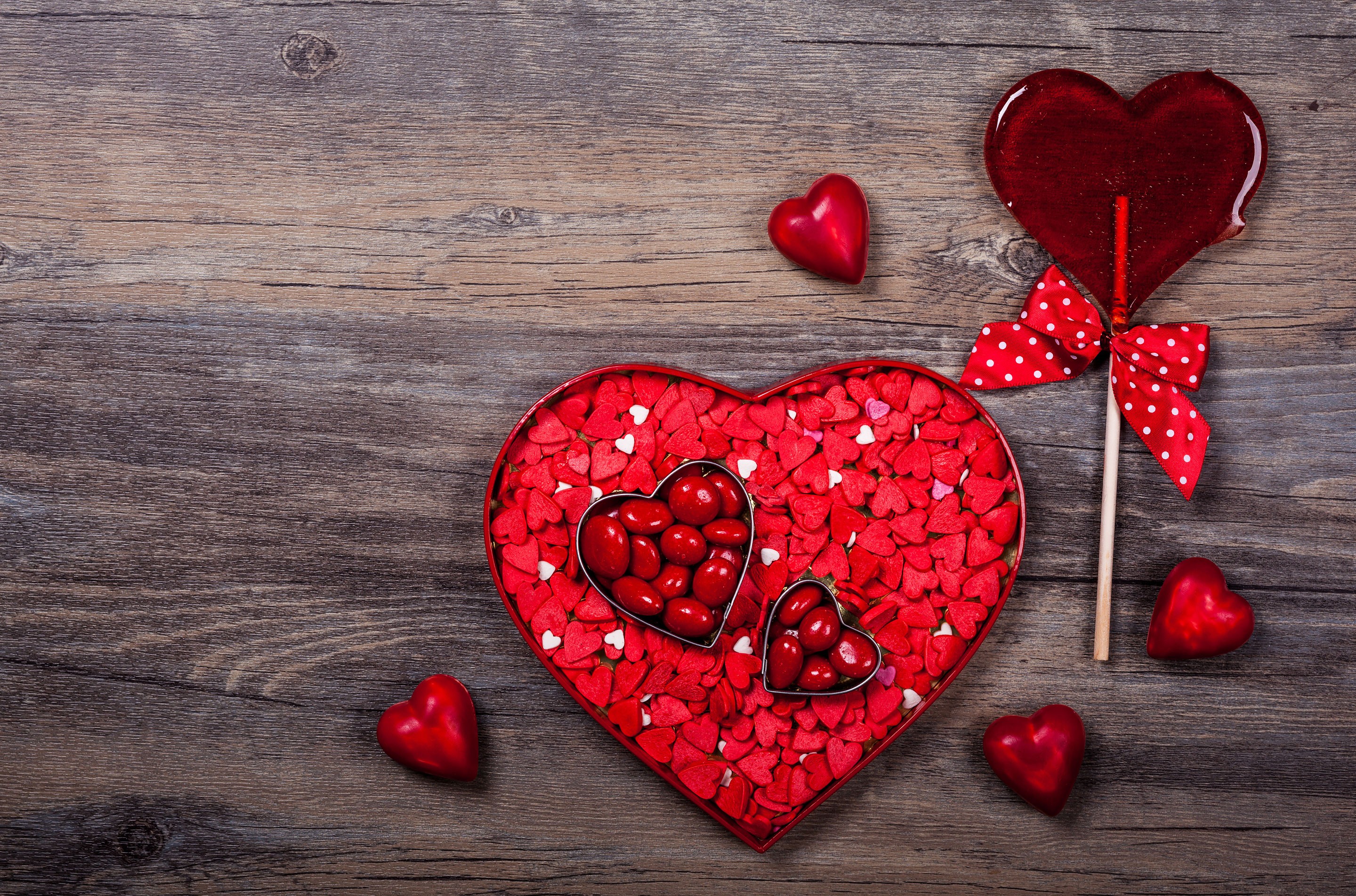 Обои конфеты, сердце, сердечки, день святого валентина, candy, heart, hearts, valentine's day разрешение 2880x1904 Загрузить