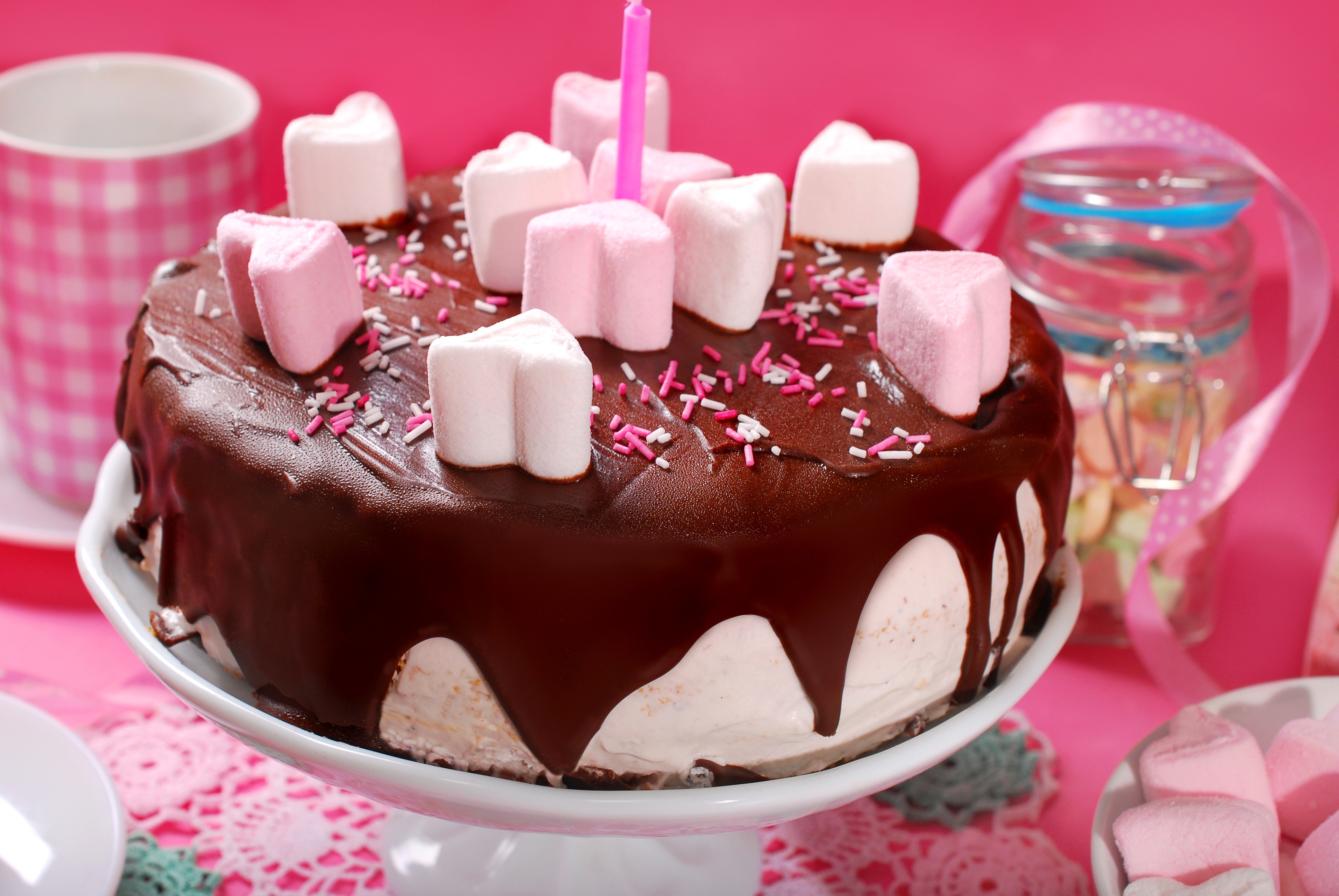 Обои шоколад, сердечки, сладкое, день рождения, торт, зефир, глазурь, маршмеллоу, chocolate, hearts, sweet, birthday, cake, marshmallows, glaze разрешение 3872x2592 Загрузить