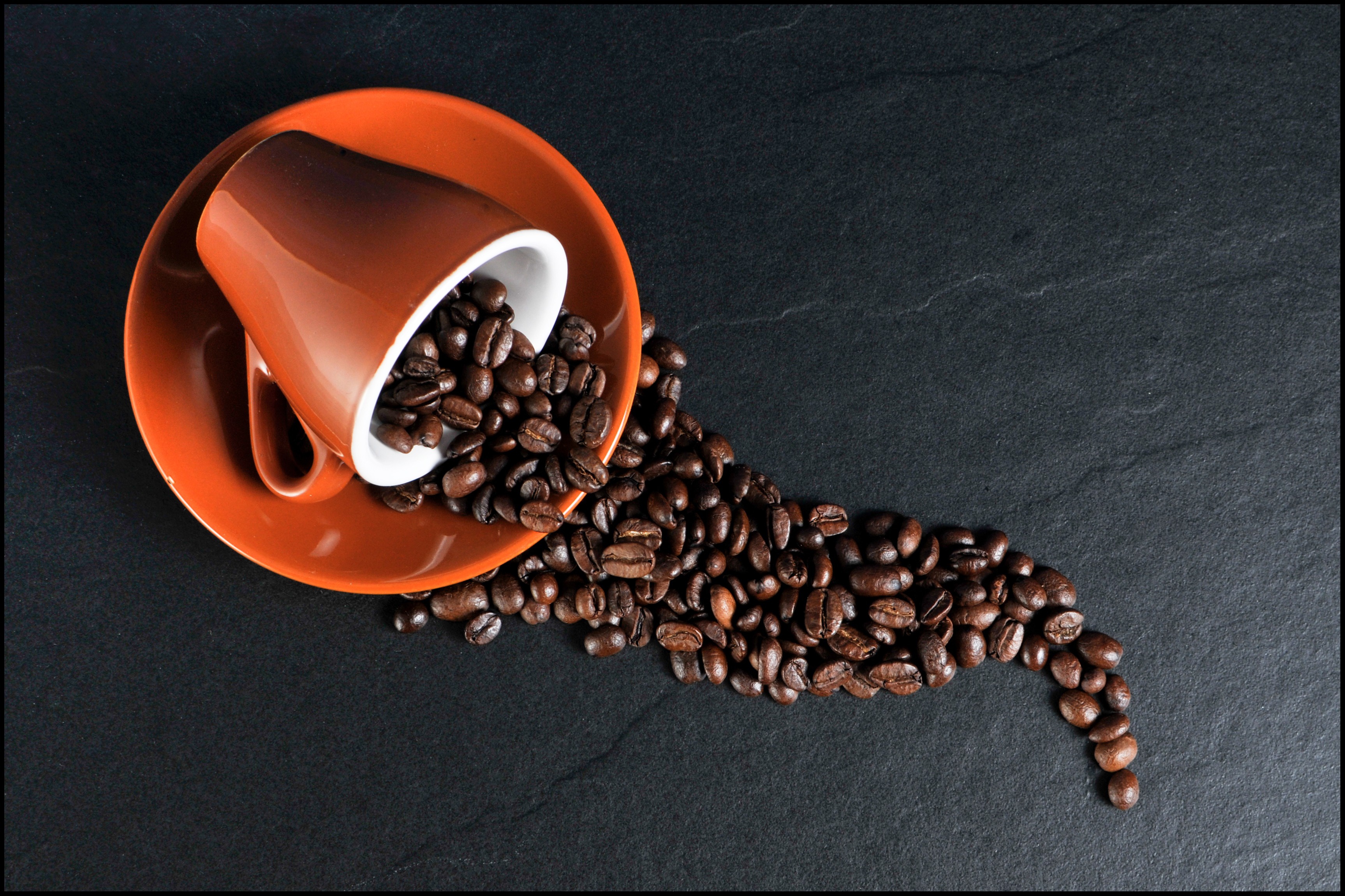 Обои кофе, блюдце, чашка, кофейные зерна, coffee, saucer, cup, coffee beans разрешение 3454x2302 Загрузить