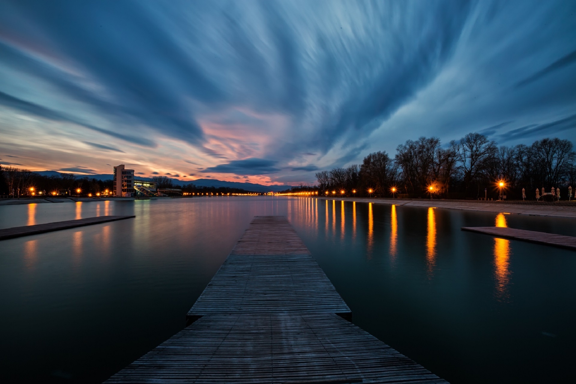 Обои небо, огни, вечер, канал, мостки, kostadin madzharov, the sky, lights, the evening, channel, bridges разрешение 1920x1280 Загрузить