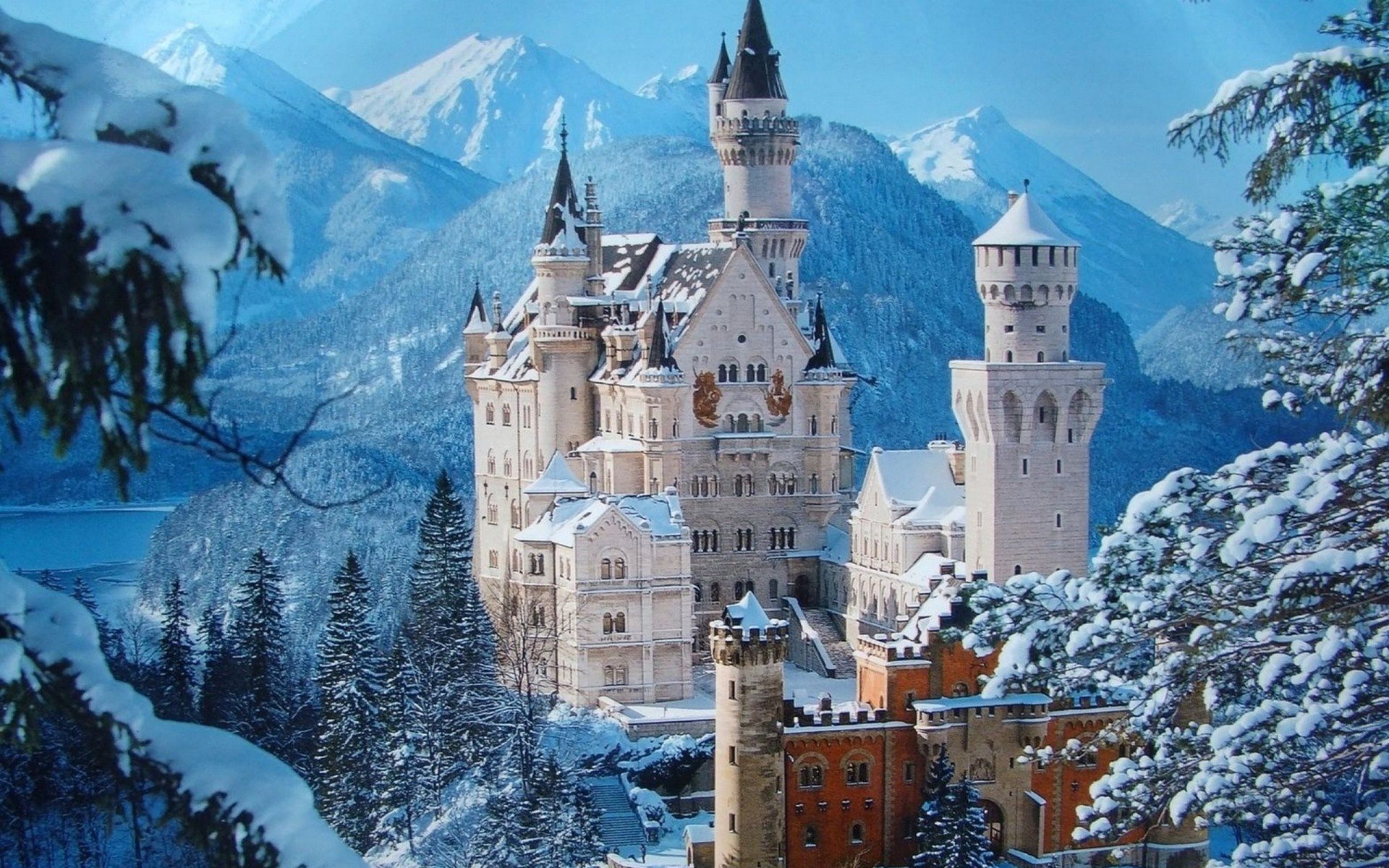 Обои зима, замок, башня, германия, нойшванштайн, бавария, winter, castle, tower, germany, neuschwanstein, bayern разрешение 1920x1200 Загрузить