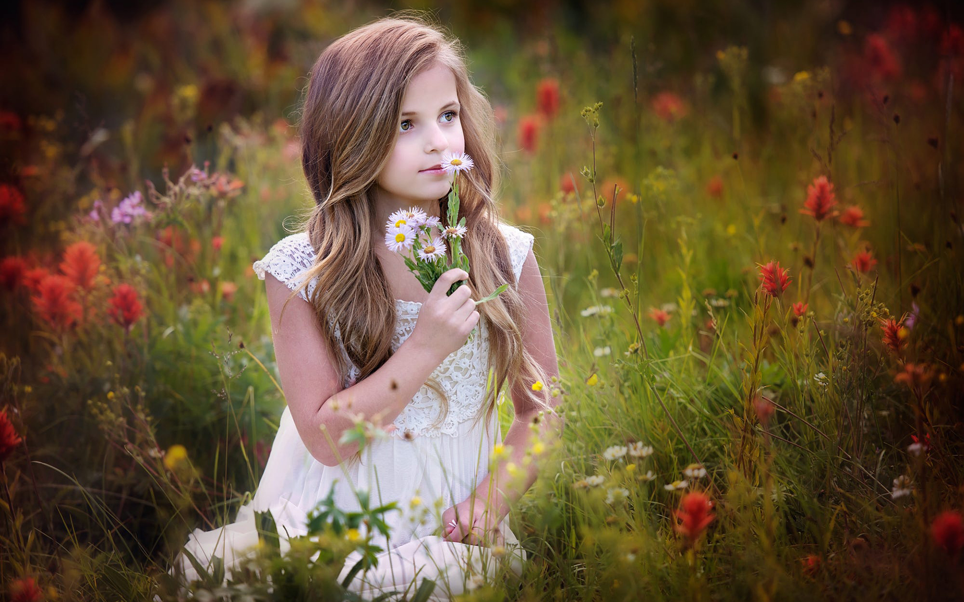 Обои цветы, настроение, девочка, ребенок, полевые цветы, flowers, mood, girl, child, wildflowers разрешение 1920x1200 Загрузить
