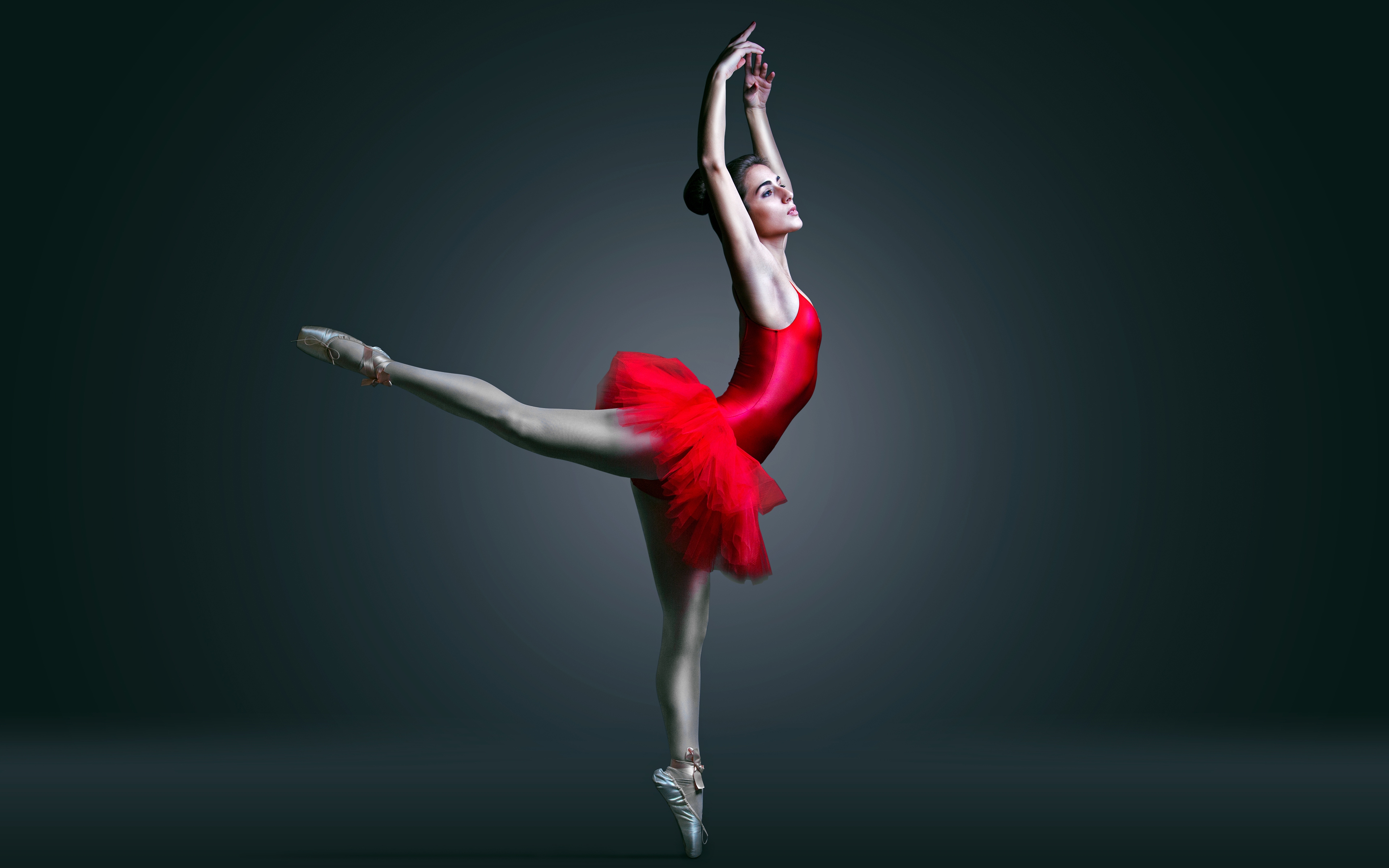 Обои девушка, брюнетка, танец, балерина, girl, brunette, dance, ballerina разрешение 3840x2400 Загрузить