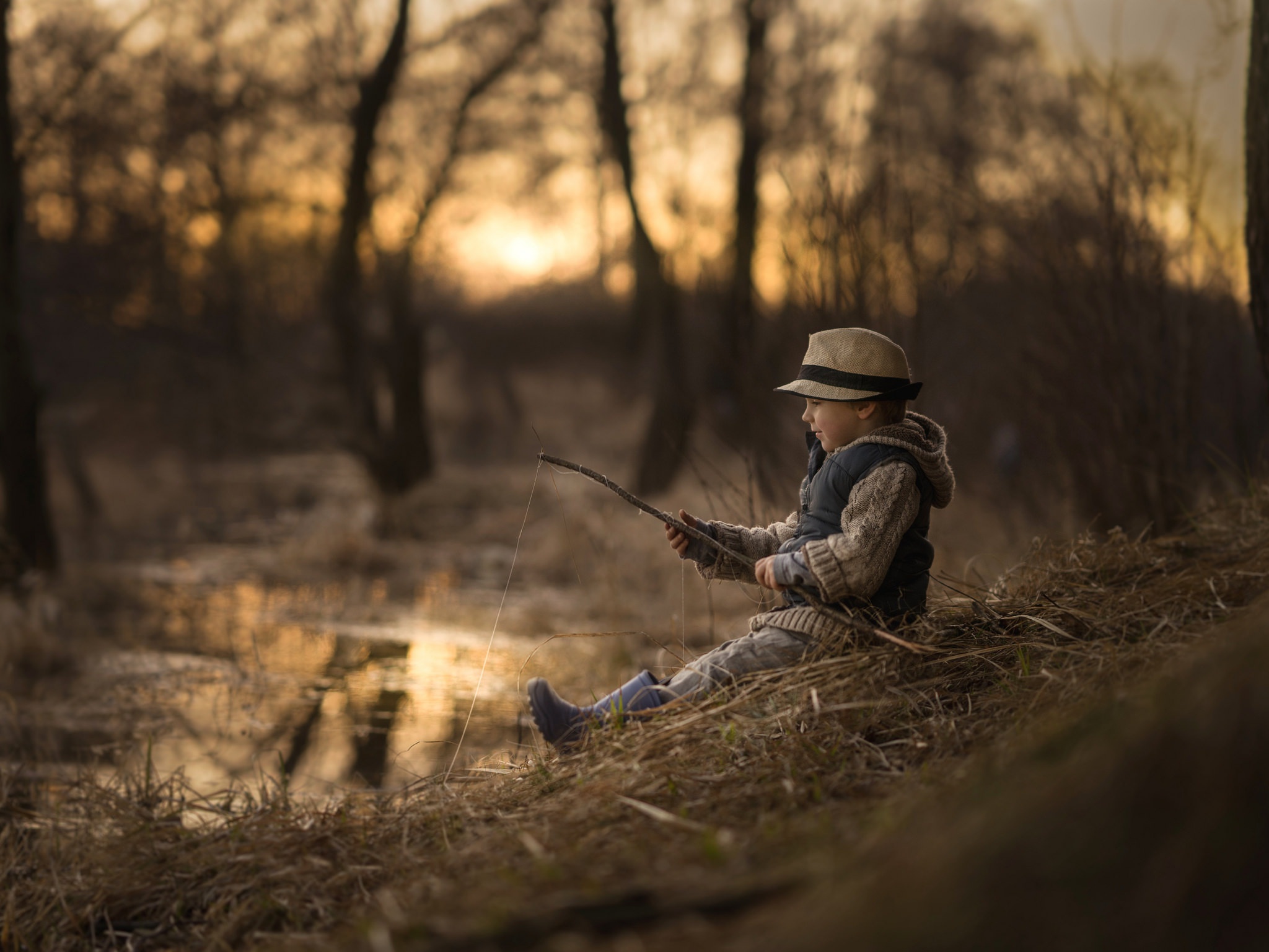 Обои река, природа, закат, мальчик, шляпа, рыбалка, рыбак, iwona_podlasinska, river, nature, sunset, boy, hat, fishing, fisherman разрешение 2048x1536 Загрузить