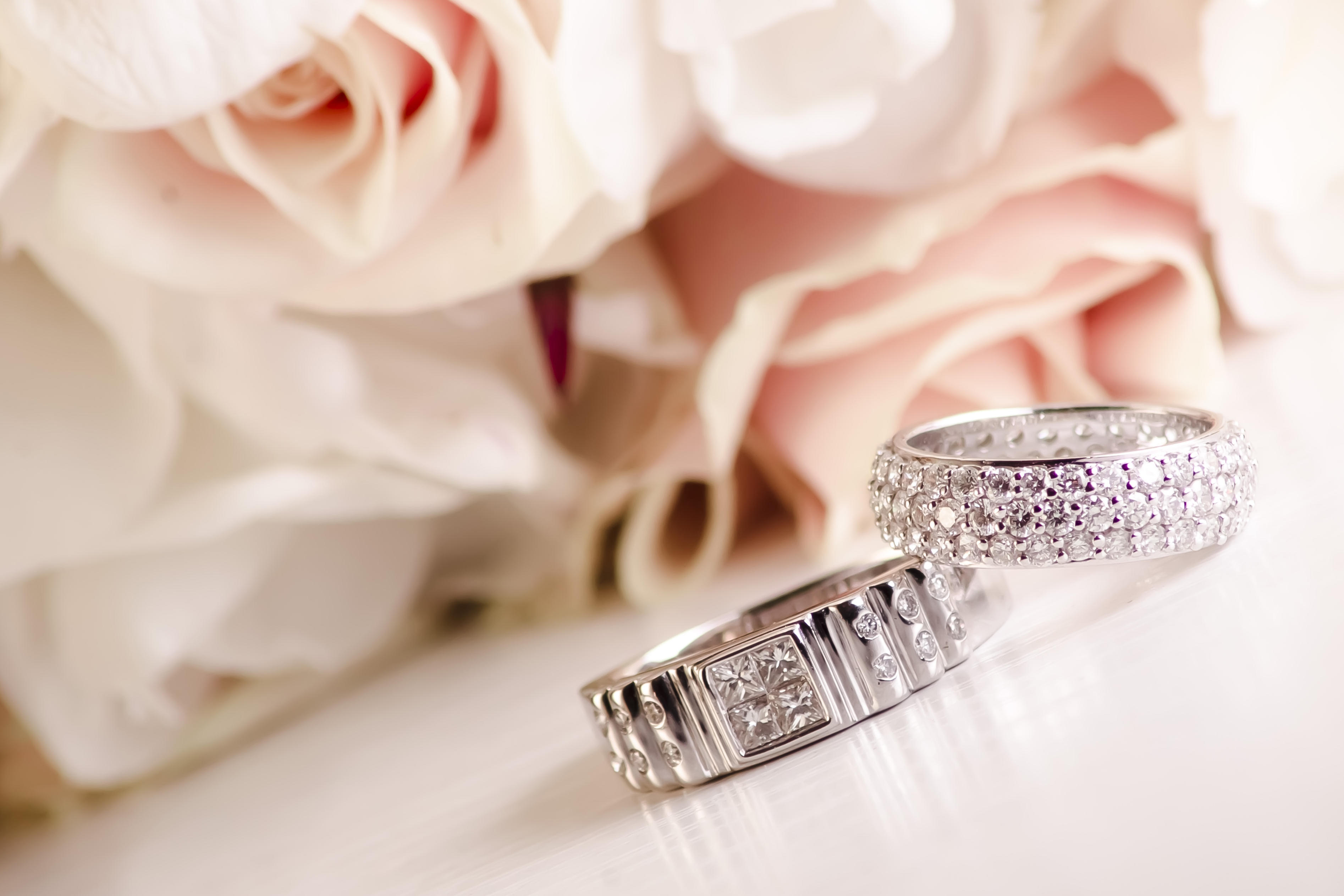 Обои розы, кольца, свадьба, праздник, бриллианты, roses, ring, wedding, holiday, diamonds разрешение 3788x2525 Загрузить