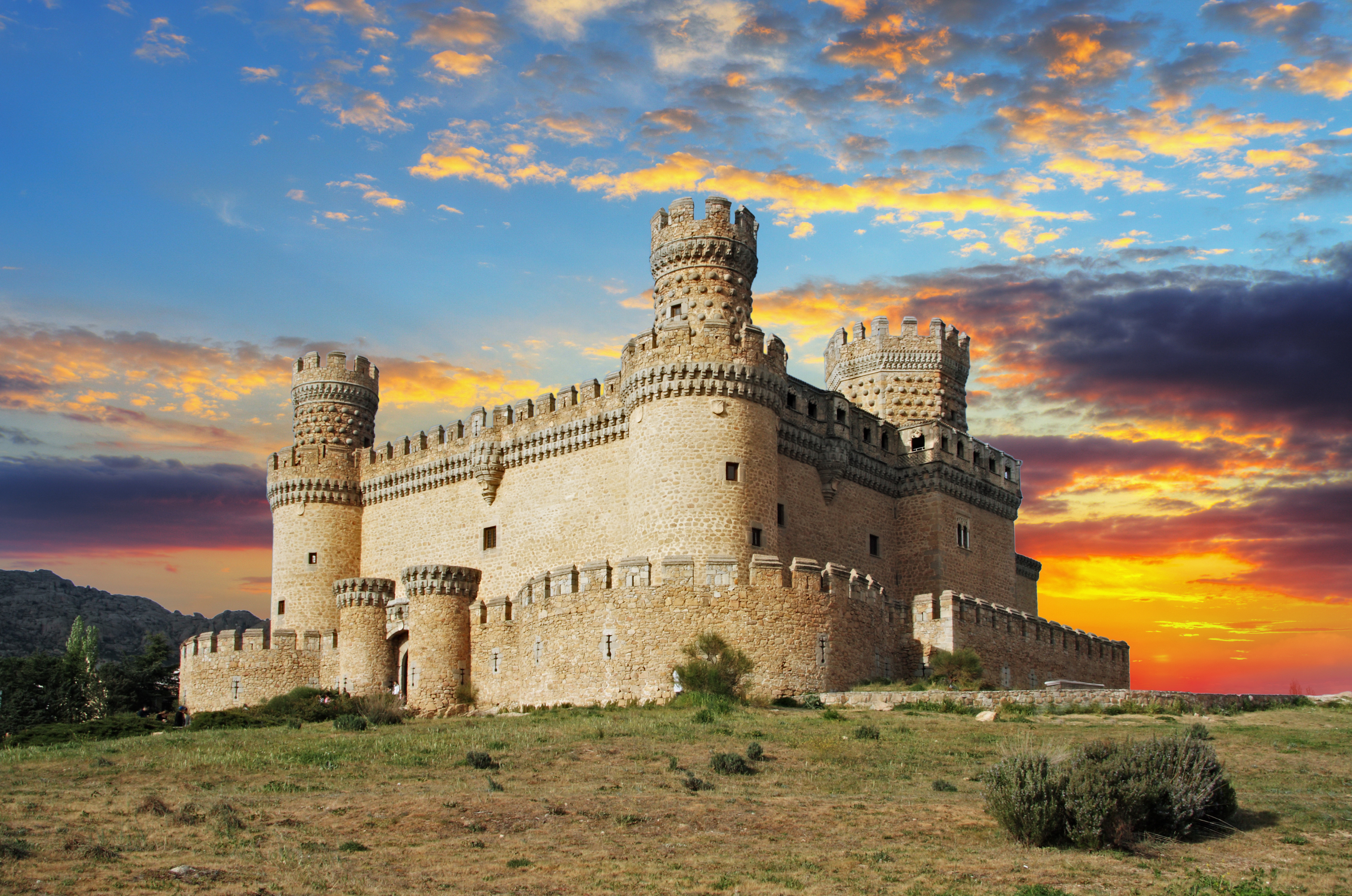 Обои небо, manzanares el real castle, мансанарес-эль-реал, облака, вечер, закат, замок, крепость, испания, замок мансанарес-эль-реал, the sky, manzanares el real, clouds, the evening, sunset, castle, fortress, spain, the castle of manzanares el real разрешение 3017x2000 Загрузить