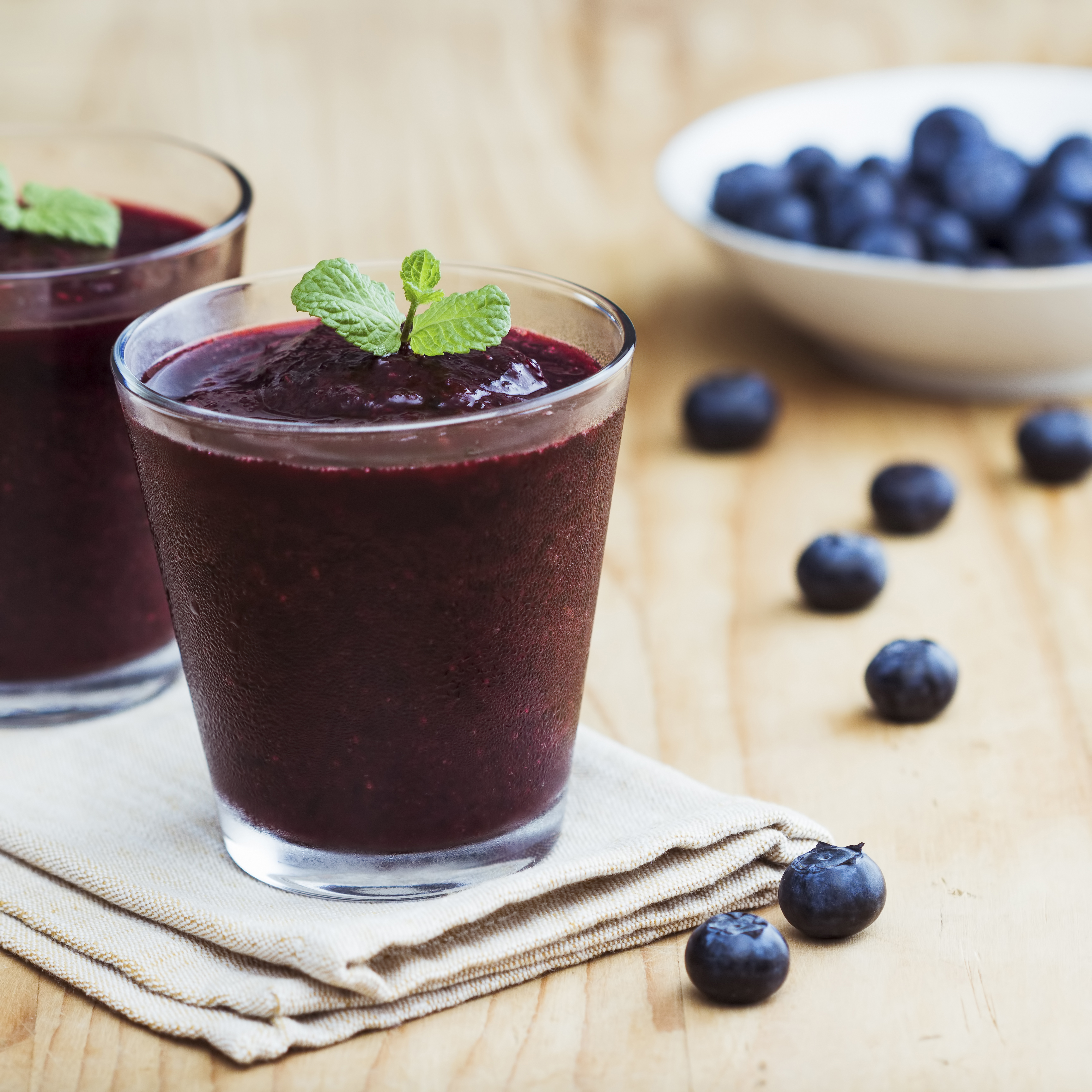 Обои мята, ягоды, черника, стаканы, смузи, mint, berries, blueberries, glasses, smoothies разрешение 3456x3456 Загрузить