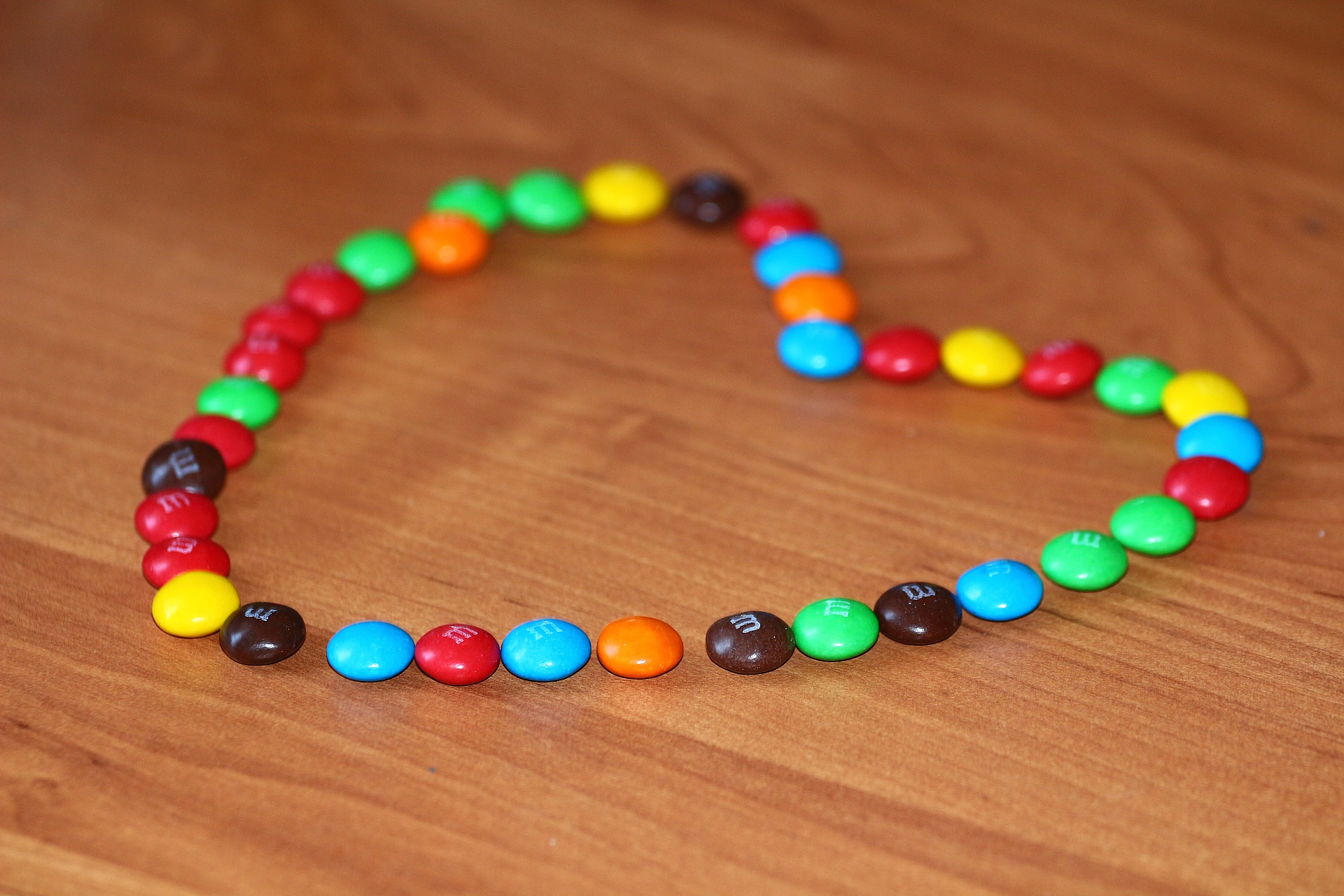 Обои фон, еда, разноцветные, конфеты, сердце, драже, m & ms, background, food, colorful, candy, heart, pills разрешение 1920x1280 Загрузить